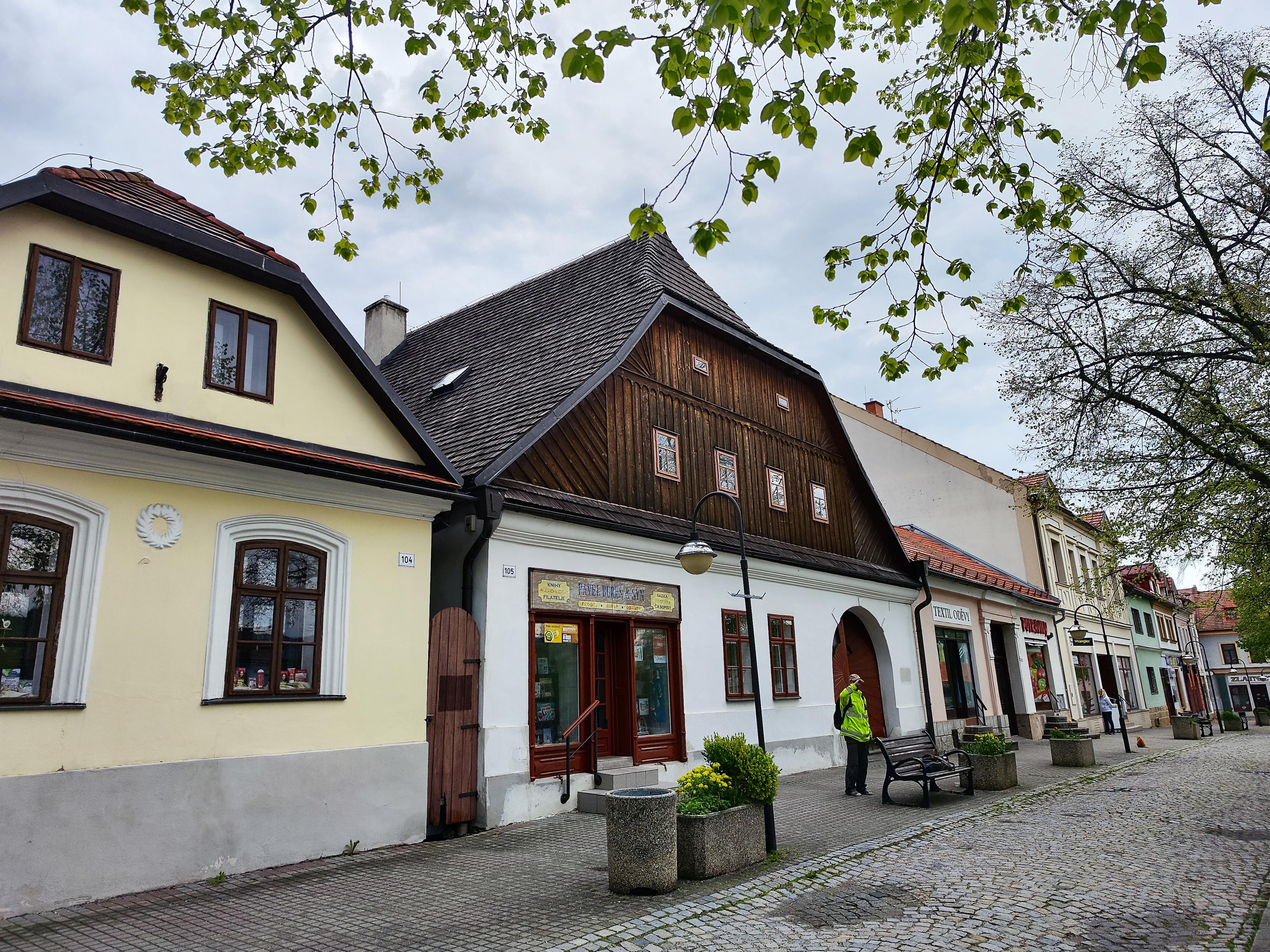 HRUŠKA - Ing. Jolana Trnavská foto 2