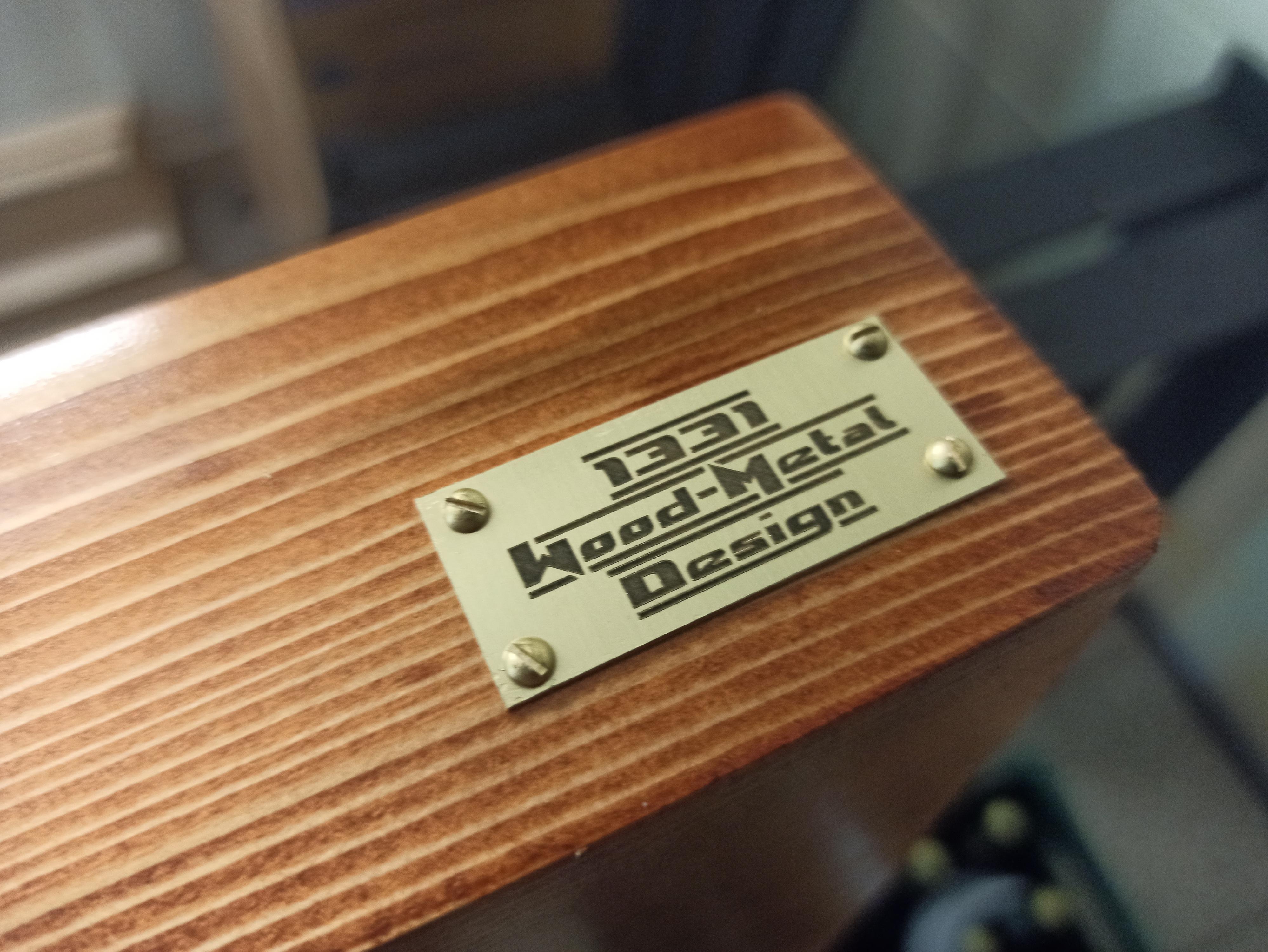 1331 Wood Metal Design