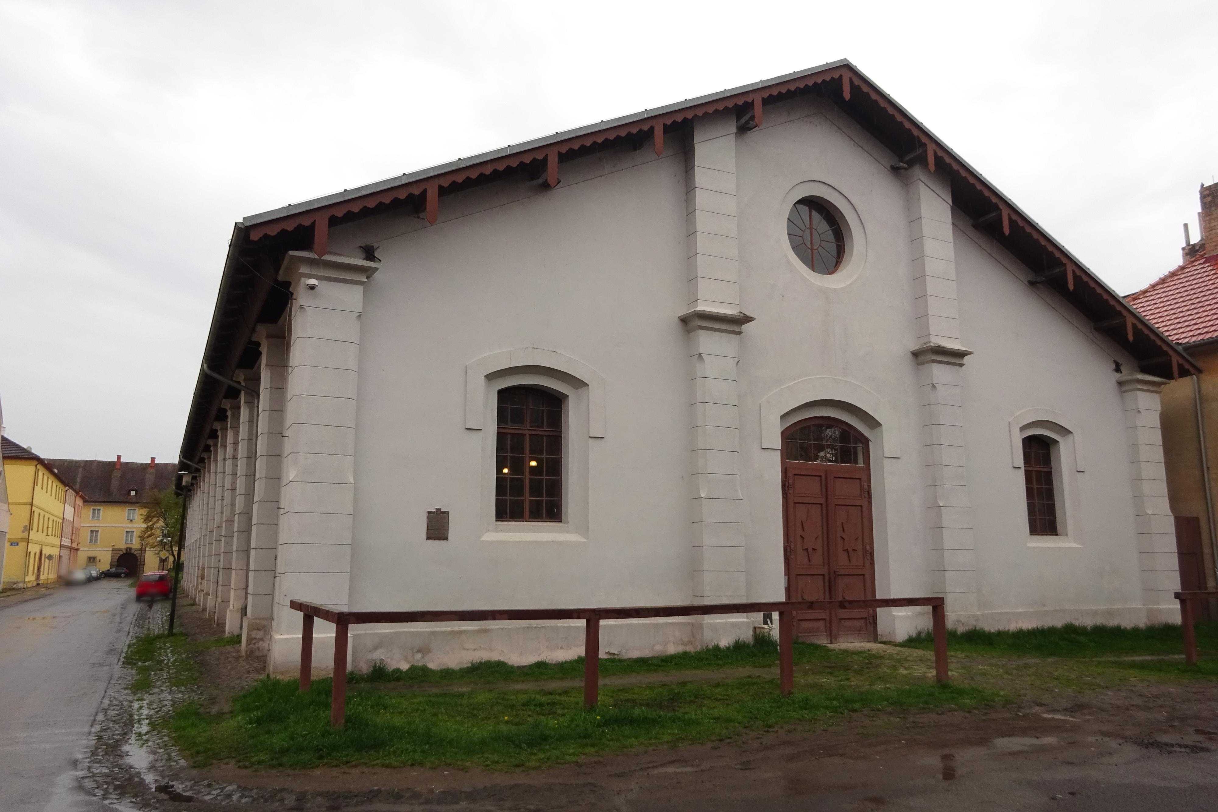 Jízdárna - Město Terezín foto 3