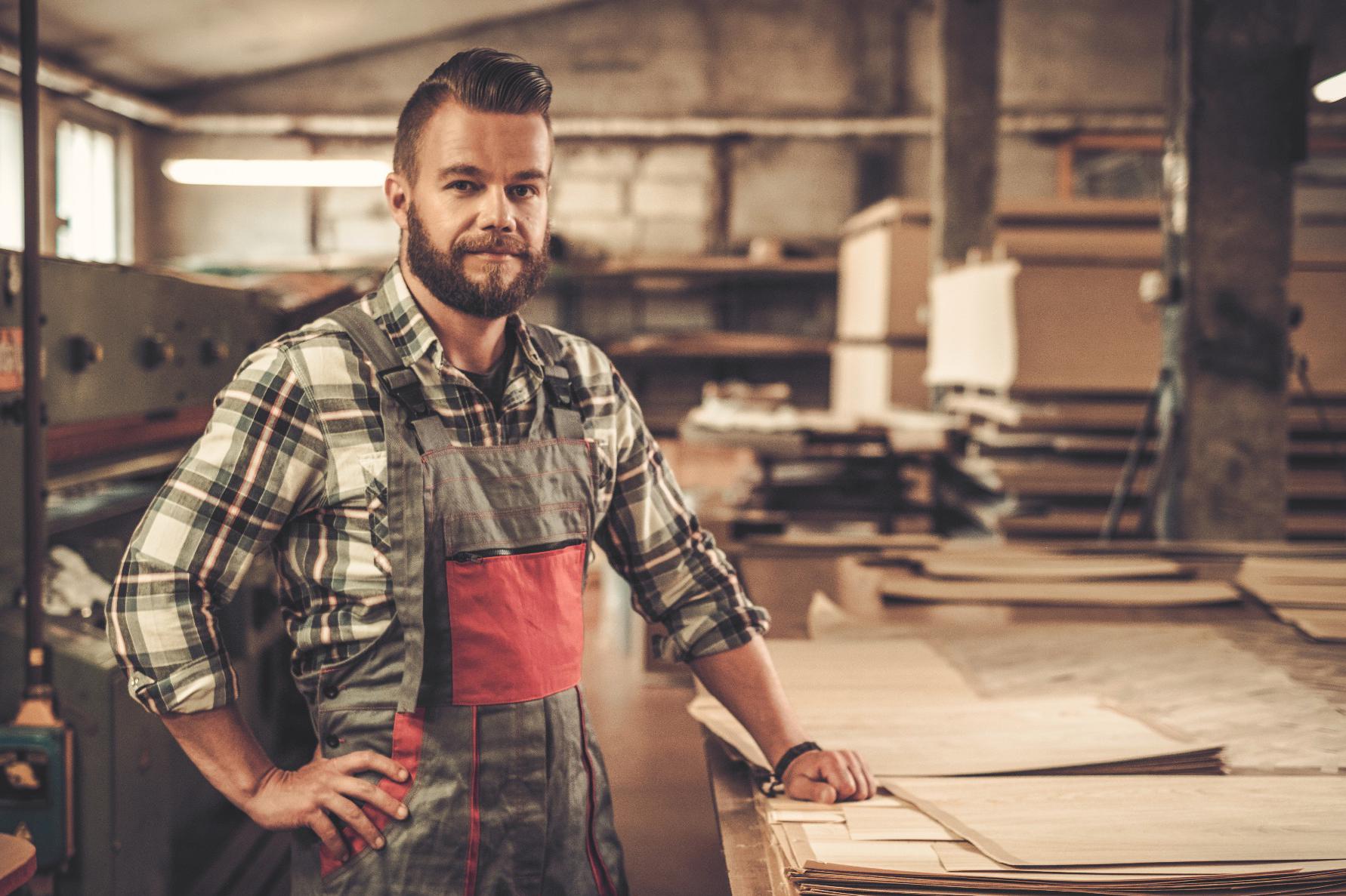 TRUHLÁŘSTVÍ Julián - NÁBYTEK NA MÍRU