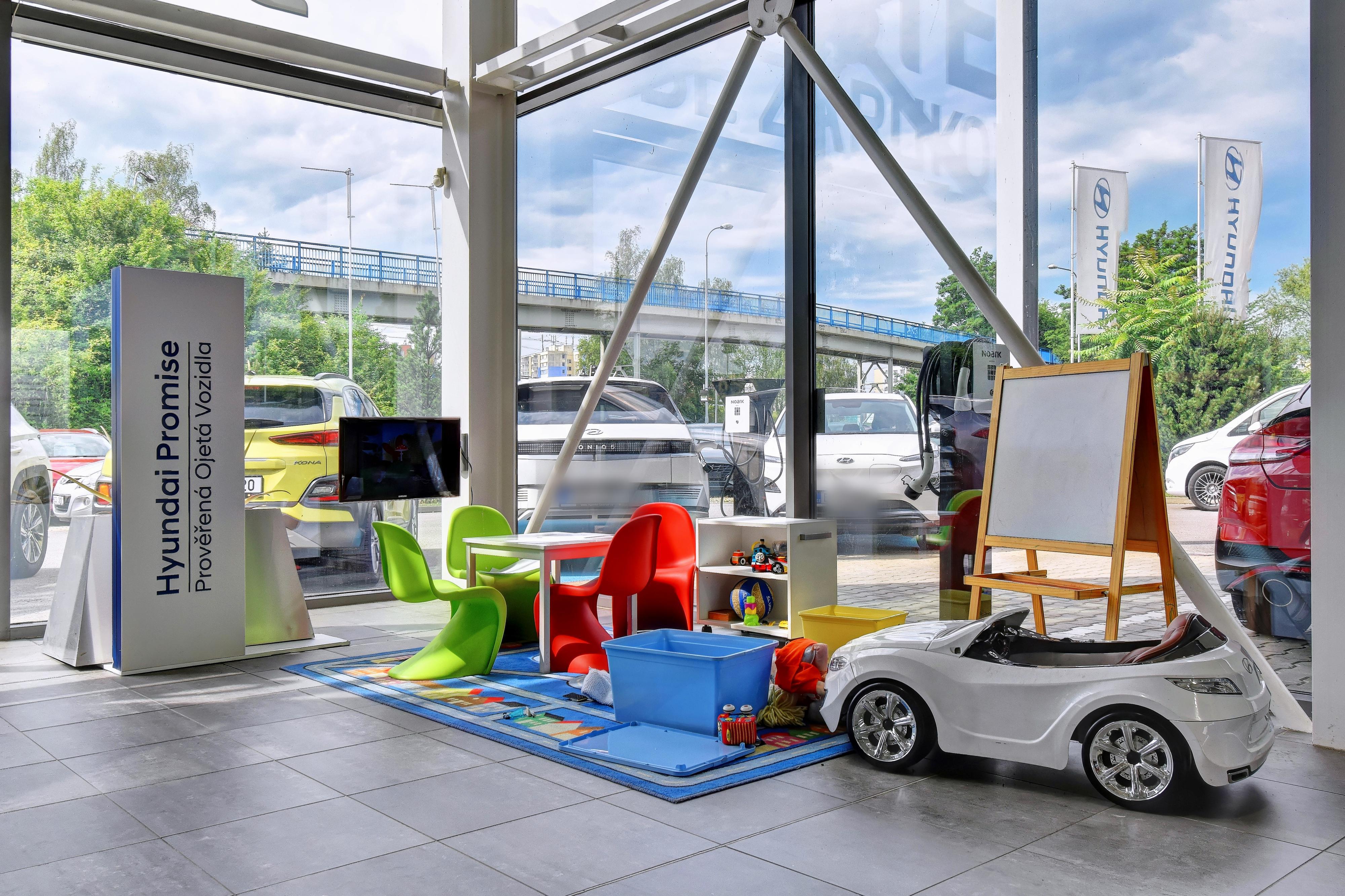 Autobazar Louda Auto+ České Budějovice foto 5