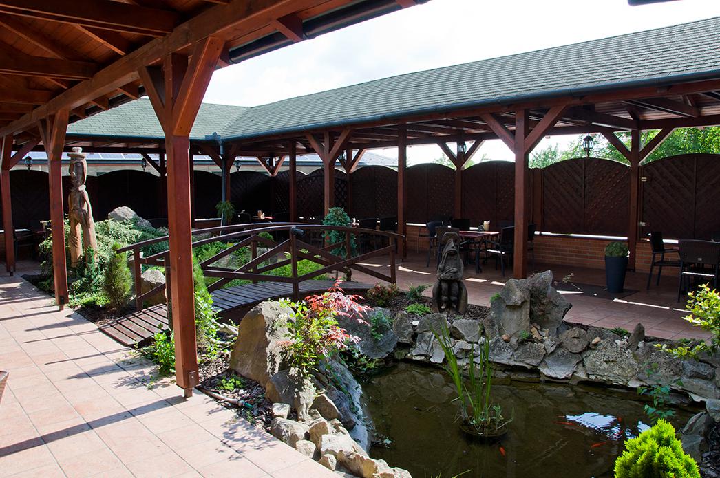 Akce, oslavy a svatby