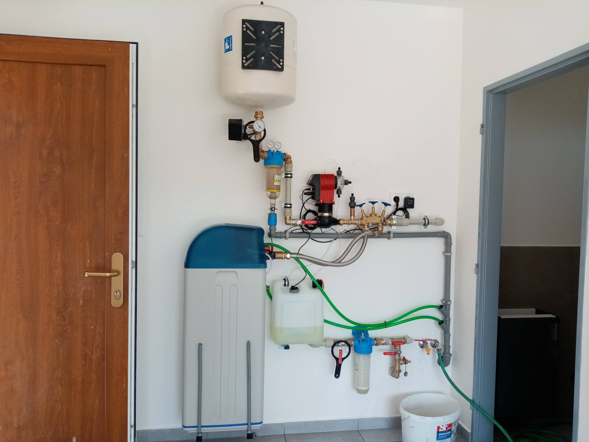 NEVŠÍMAL - voda, topení, revize foto 4