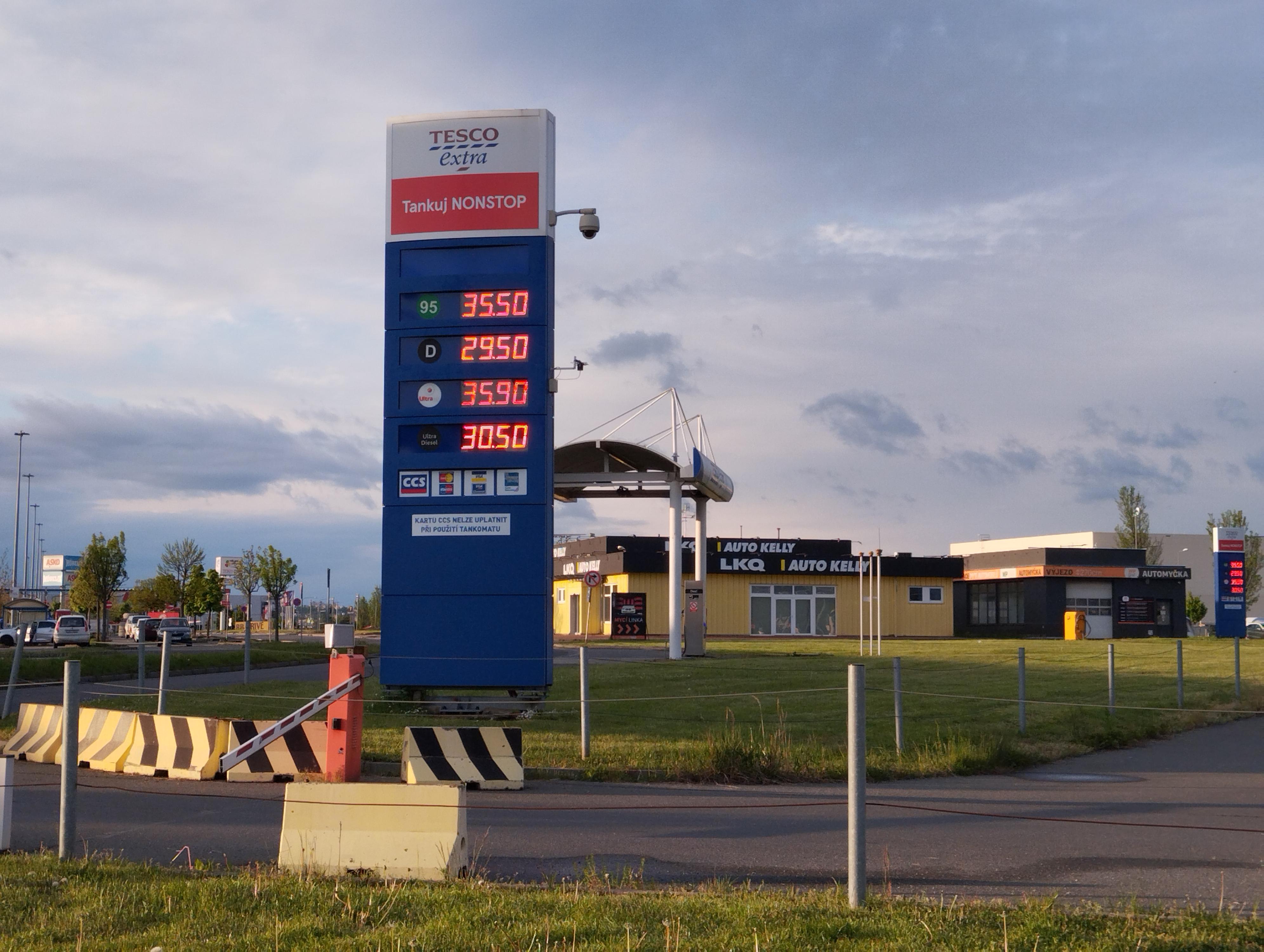 Tesco Čerpací stanice foto 6