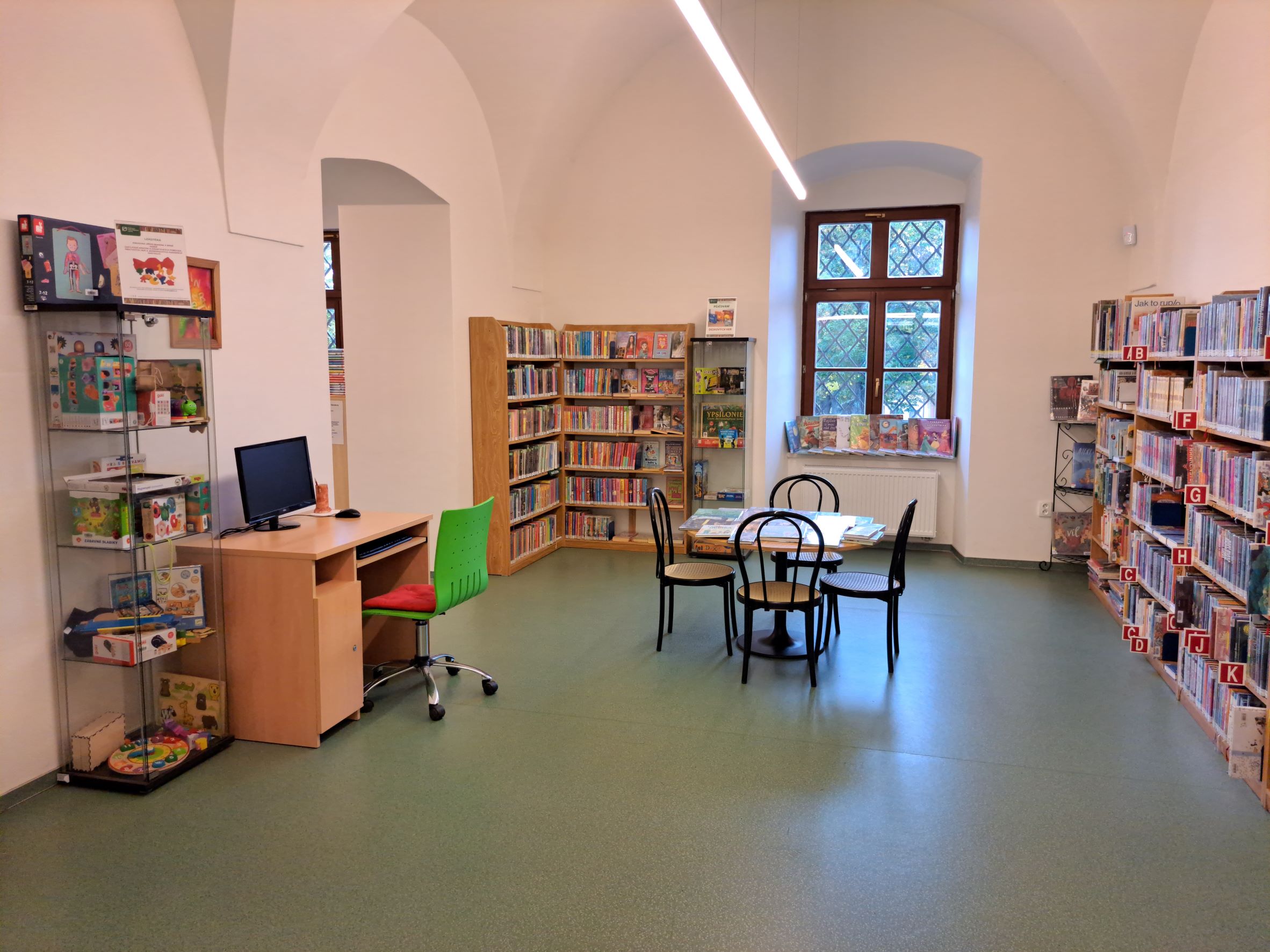 Knihovna Jiřího Mahena v Brně foto 2