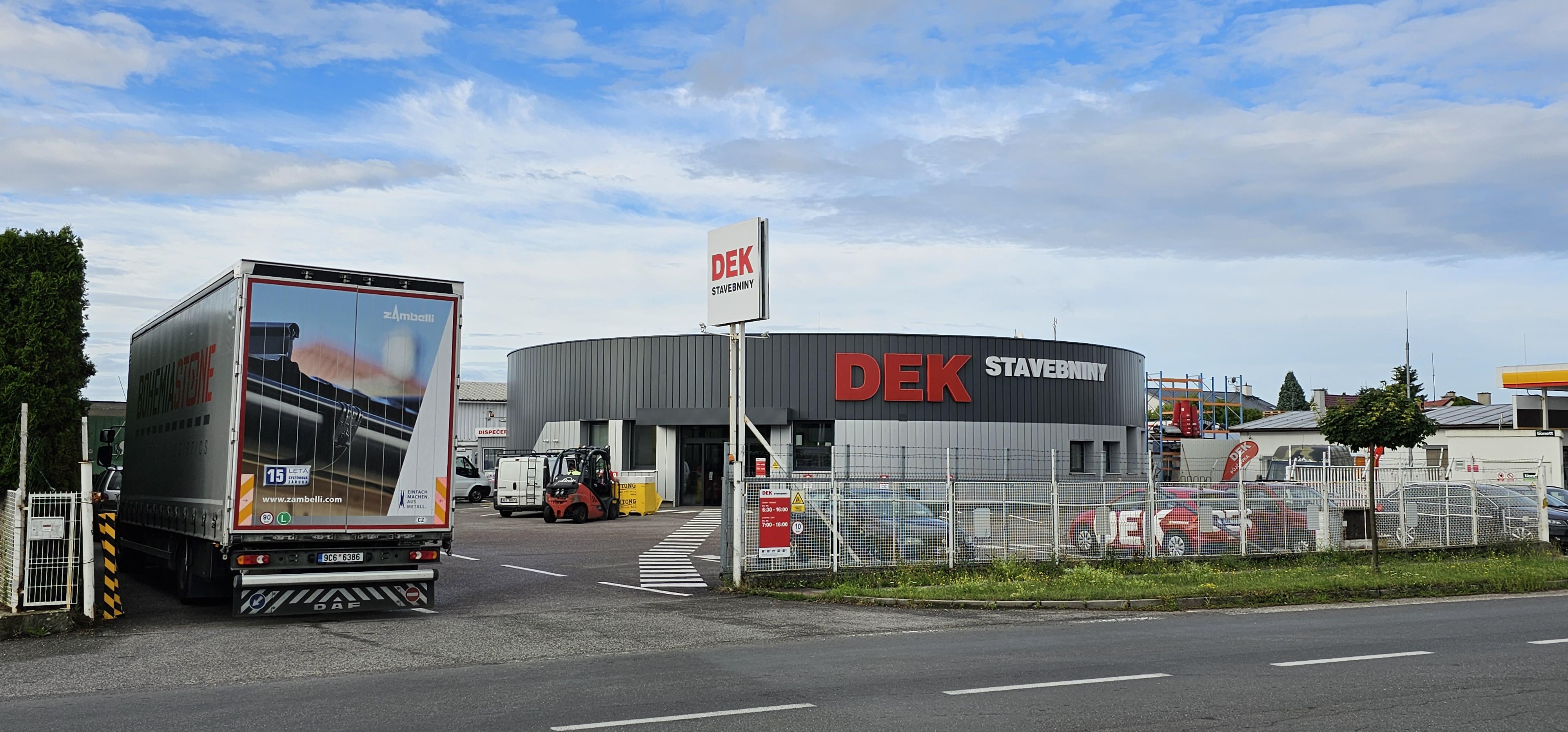 Stavebniny DEK foto 2