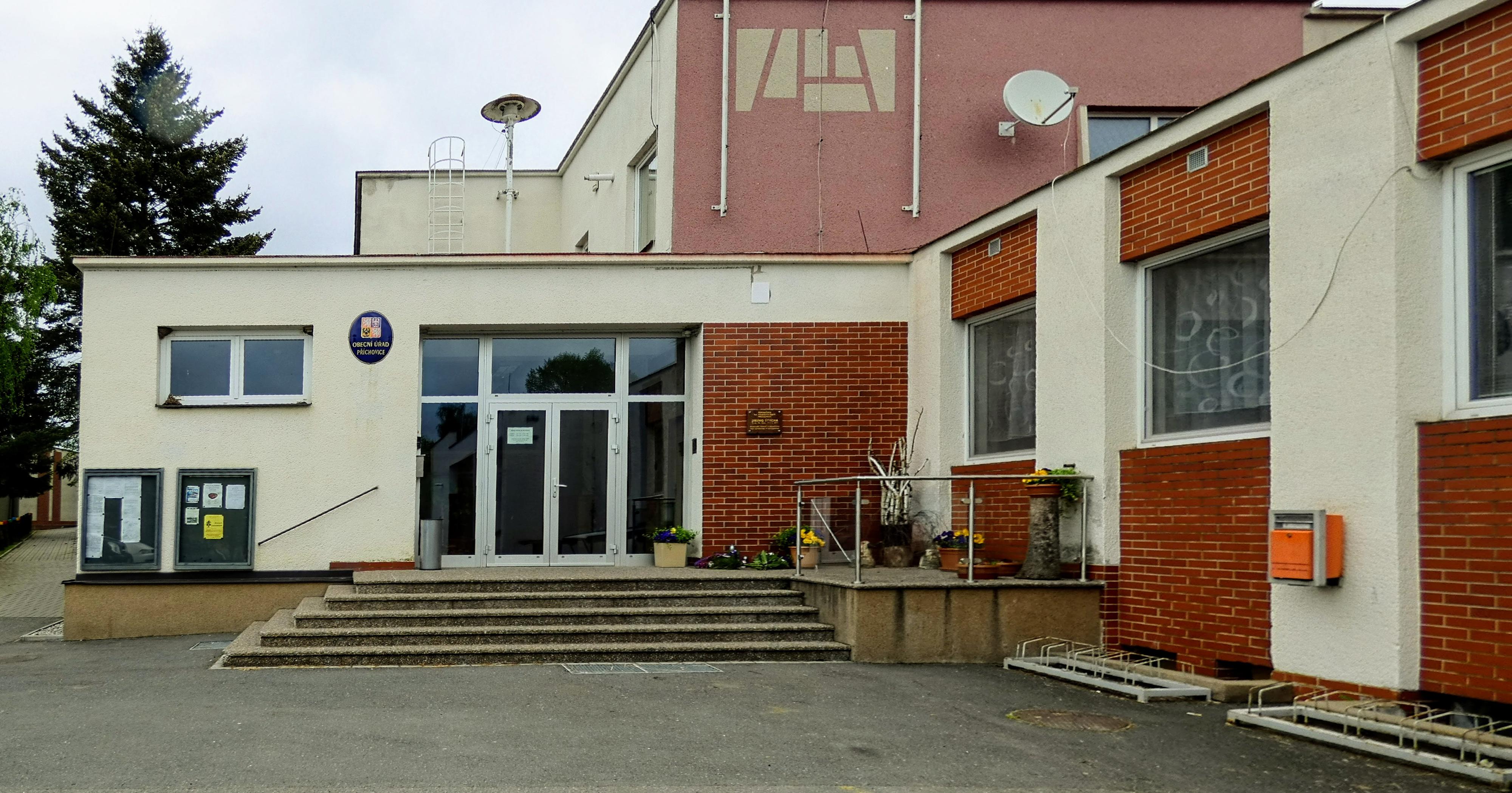 Příchovice - obecní úřad foto 2