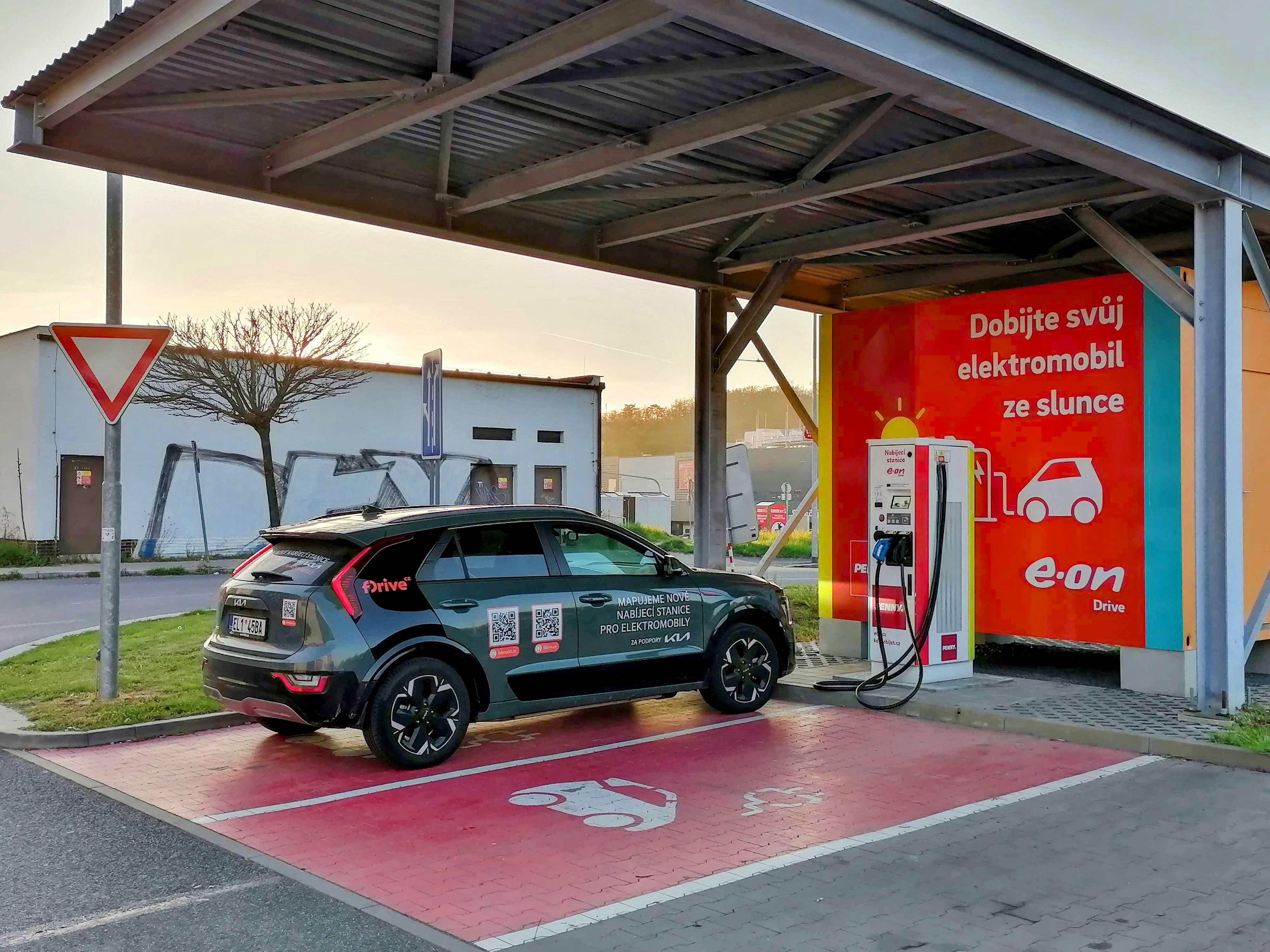 Dobíjecí stanice E.ON Drive foto 3