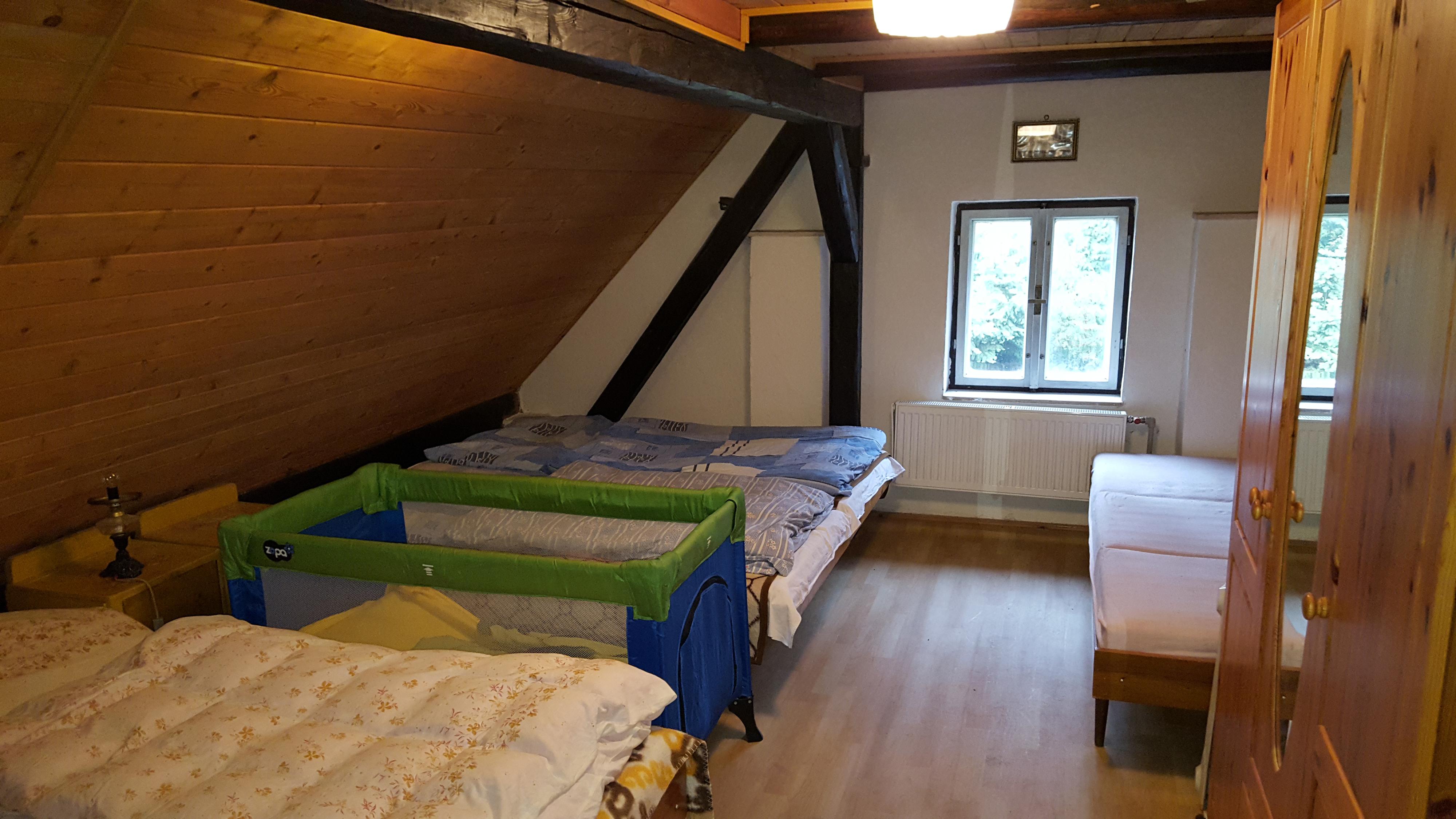 Chalupa u lesa foto 5