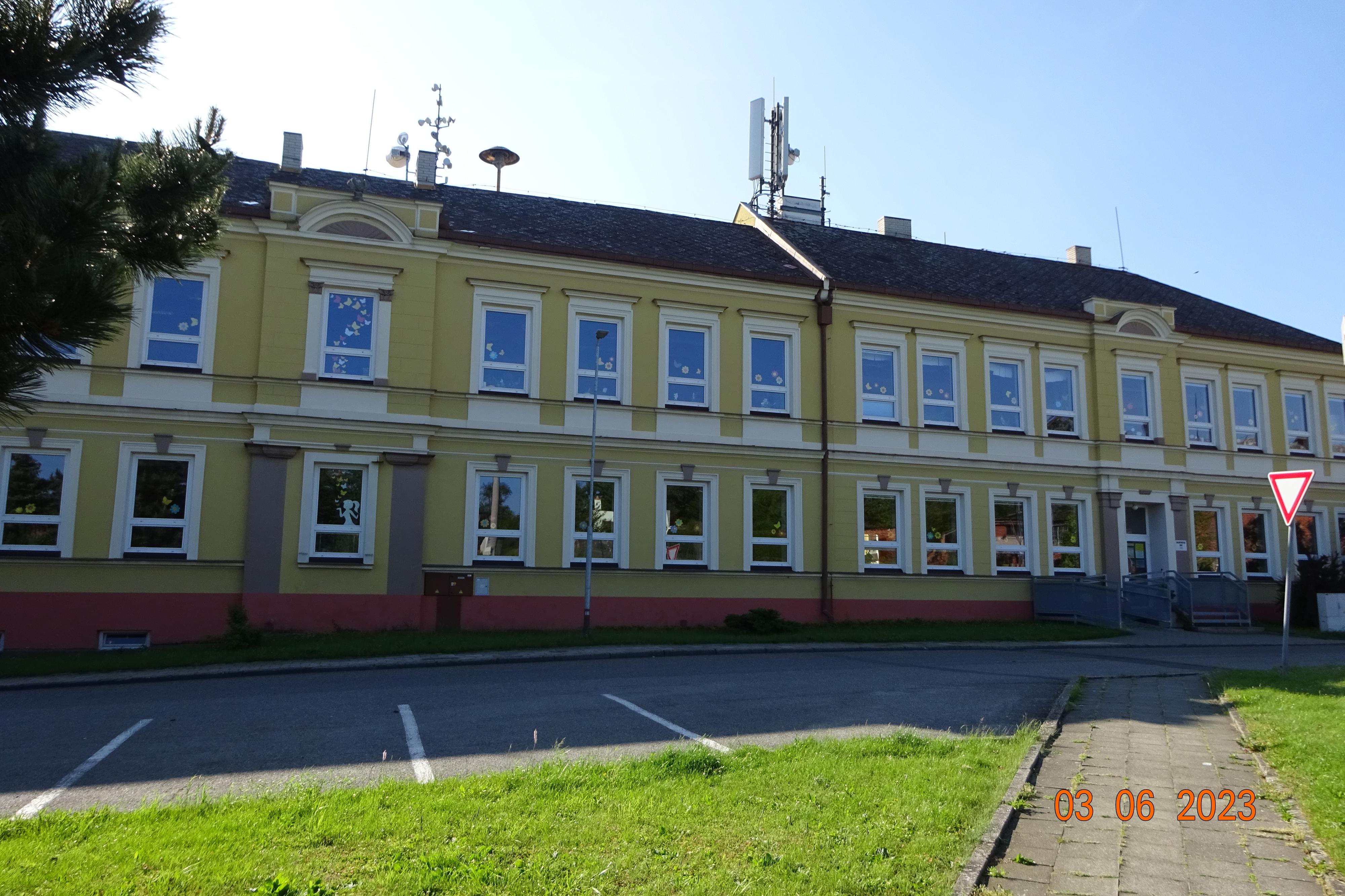 ZŠ Kostelec u Holešova foto 2