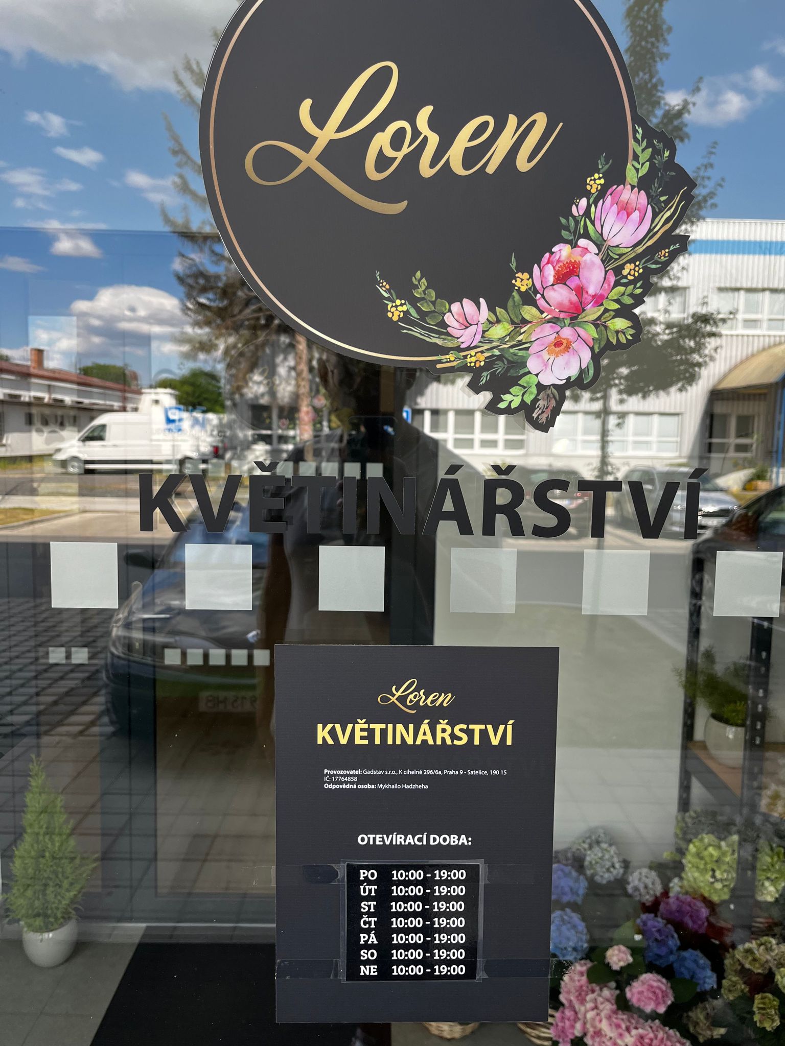 Loren Květinářství foto 1