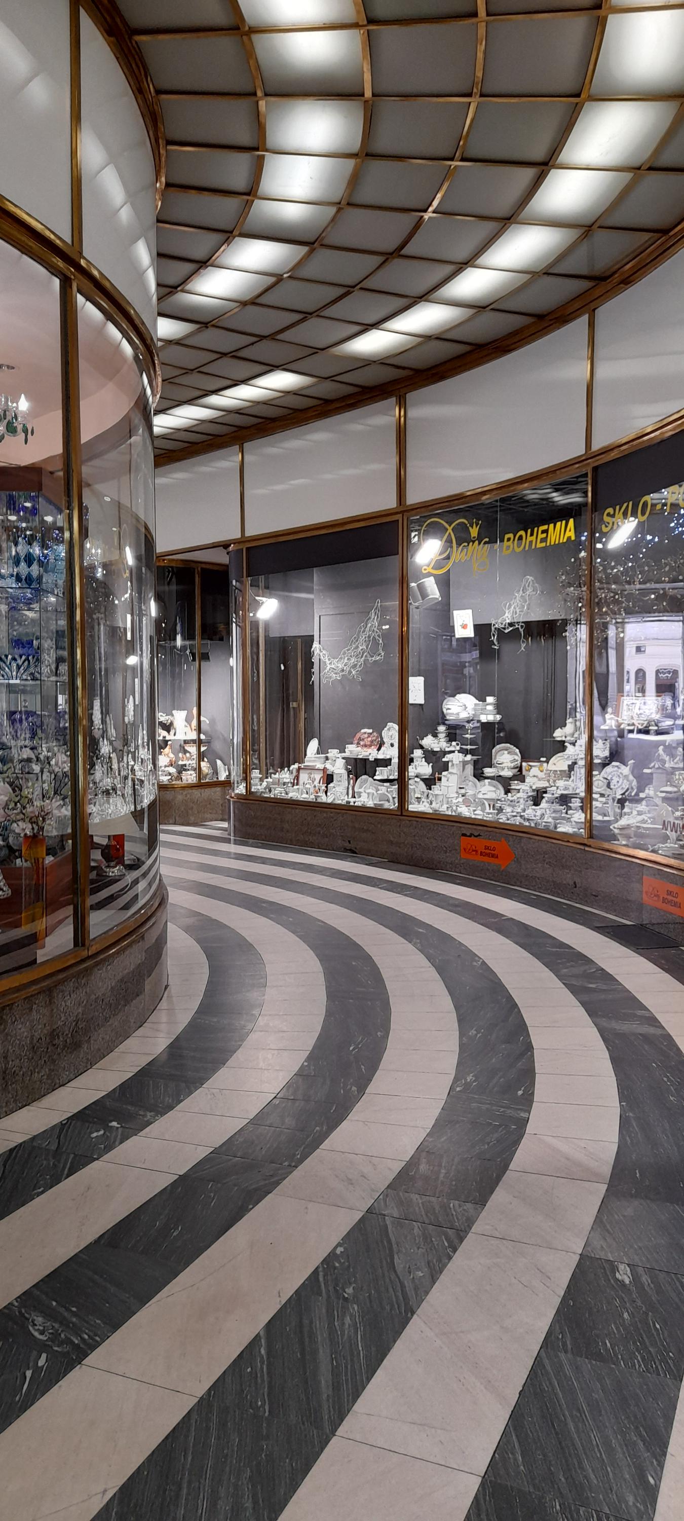 Dana Bohemia - sklo, porcelán foto 3