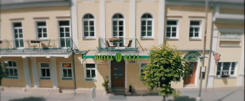 Hotel Reza foto 2 (náhled videa)