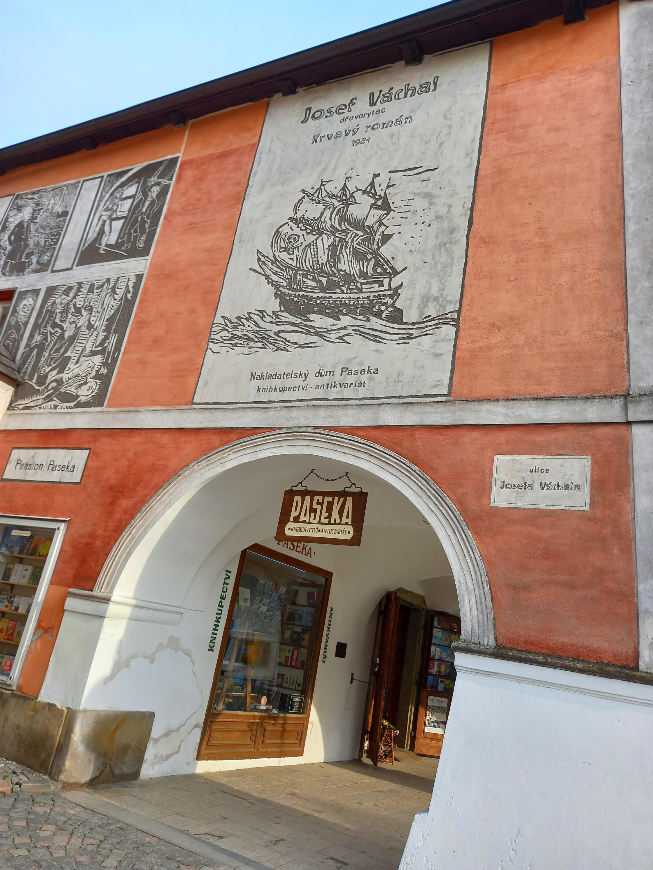 Knihkupectví - Antikvariát Paseka foto 5