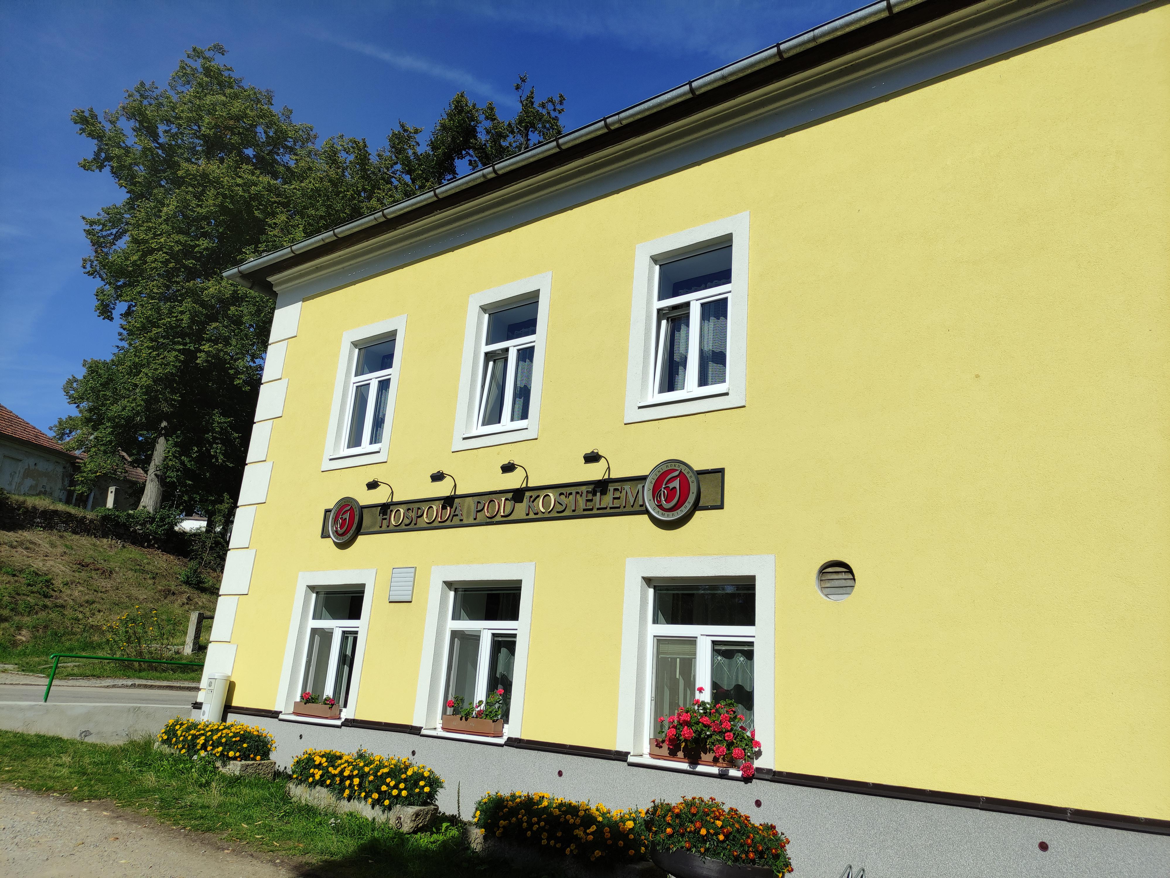 Hospoda pod Kostelem foto 2