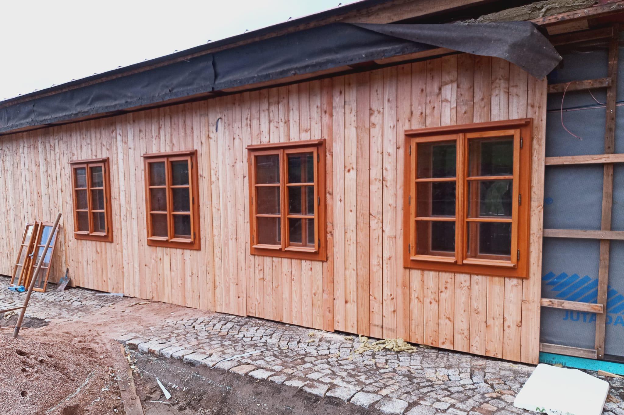 Home Anywhere - Dřevostavby & Truhlářství