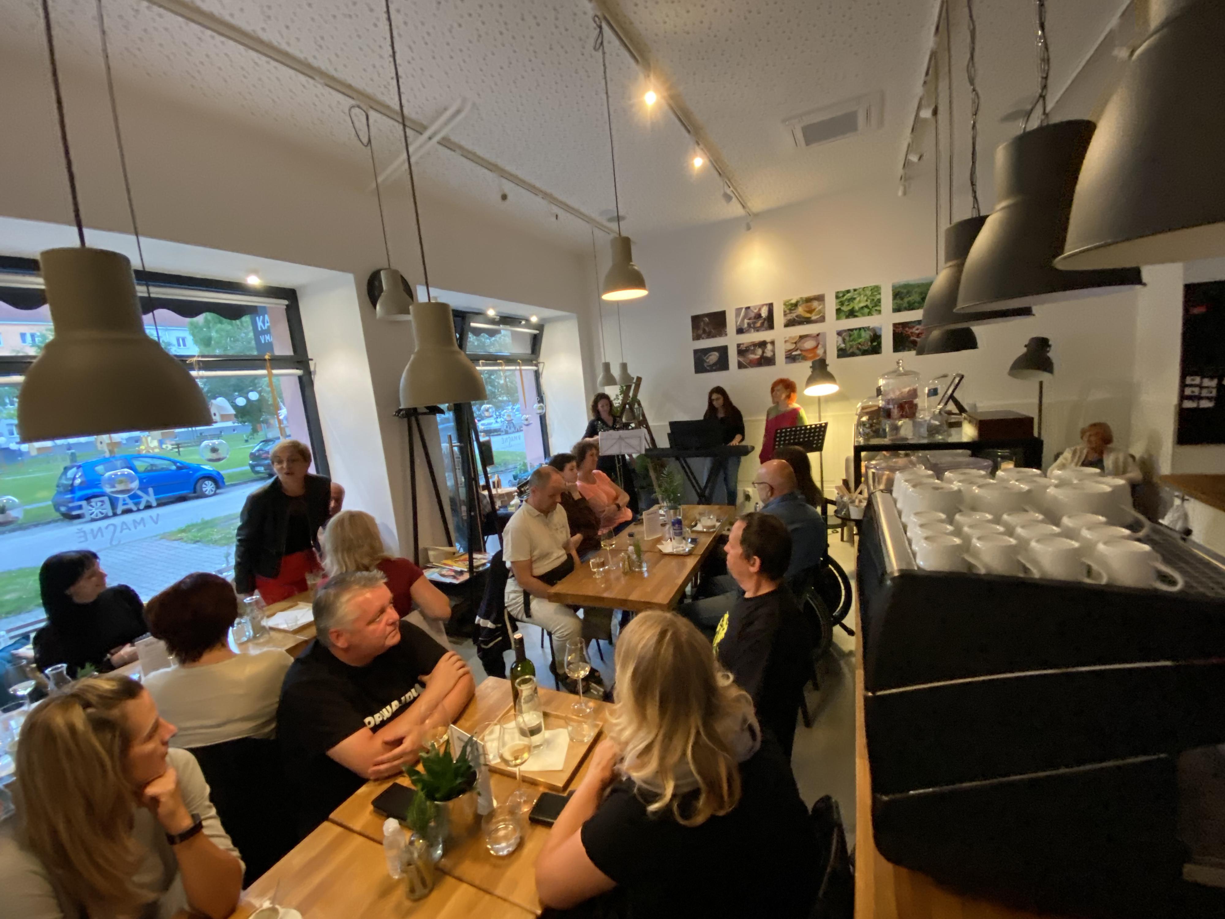 Kafe v masně foto 6