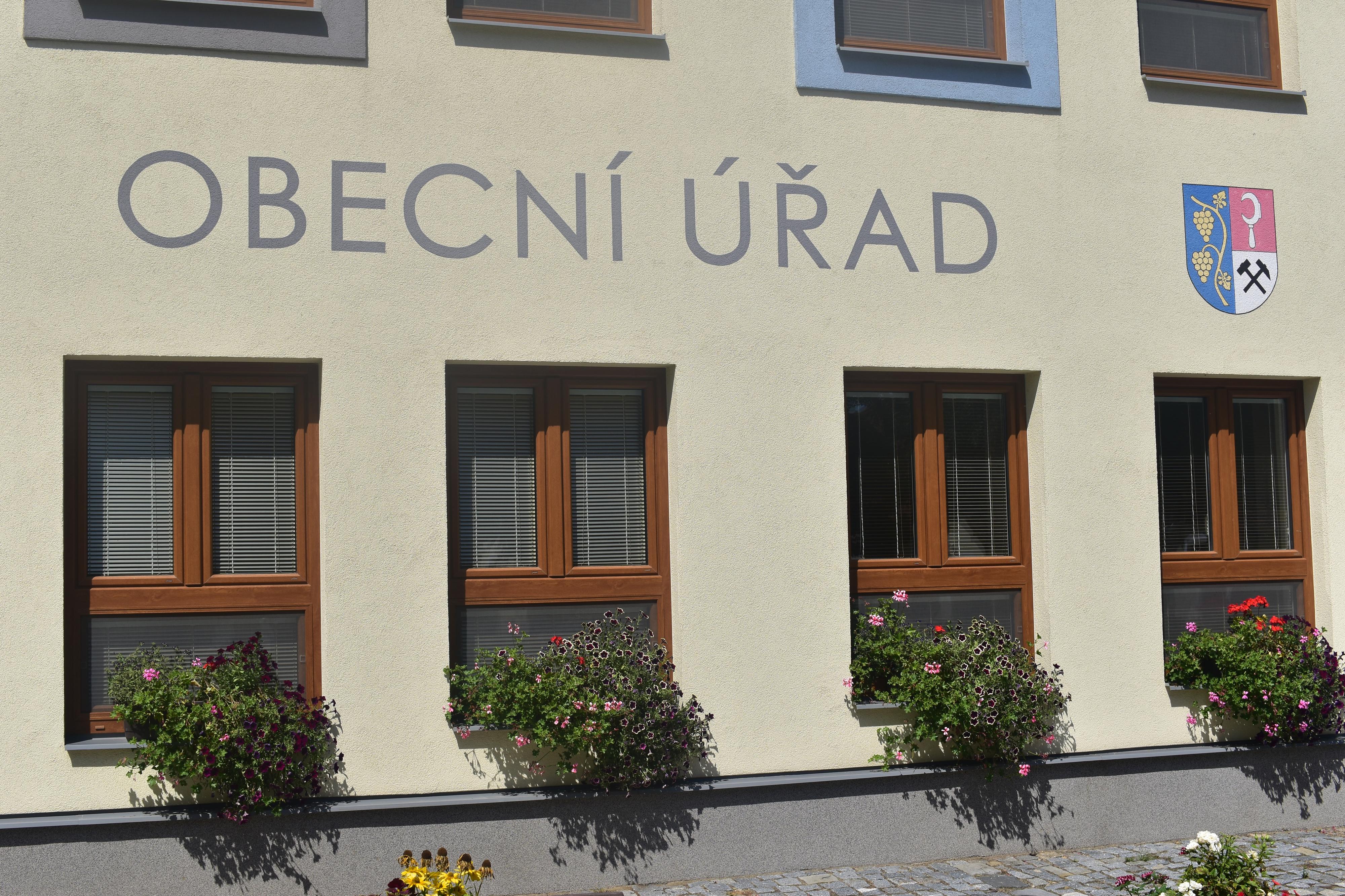 Šardice - obecní úřad foto 4