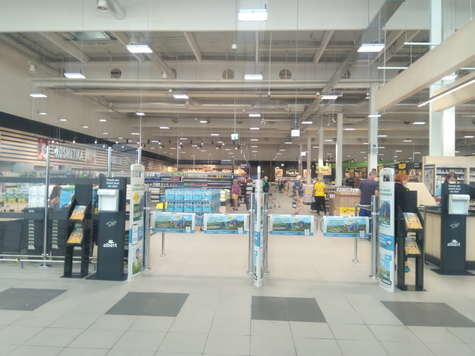 Albert Hypermarket foto 3
