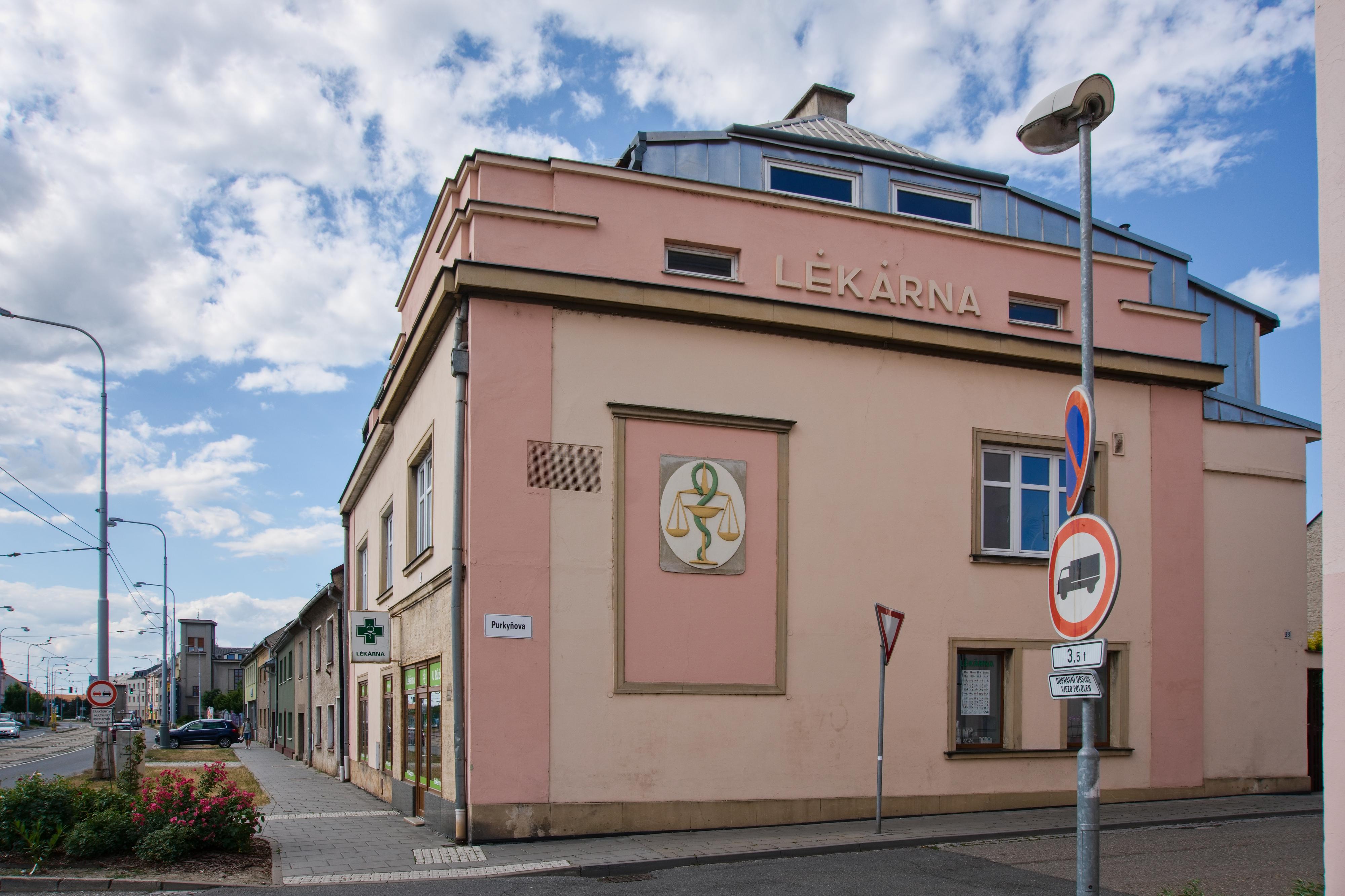 Lékárna u Růže foto 2