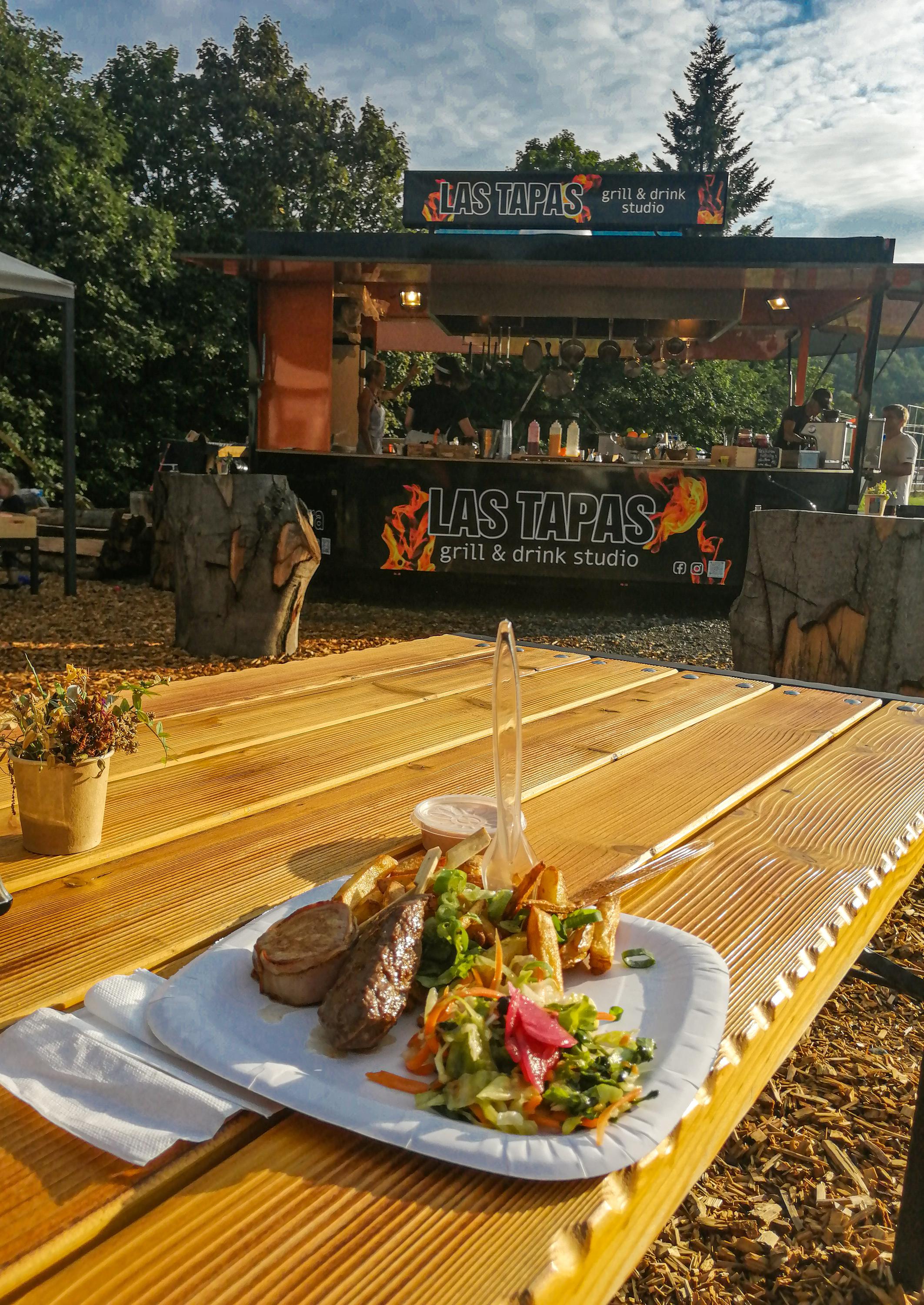 LAS TAPAS grill & drink studio foto 5