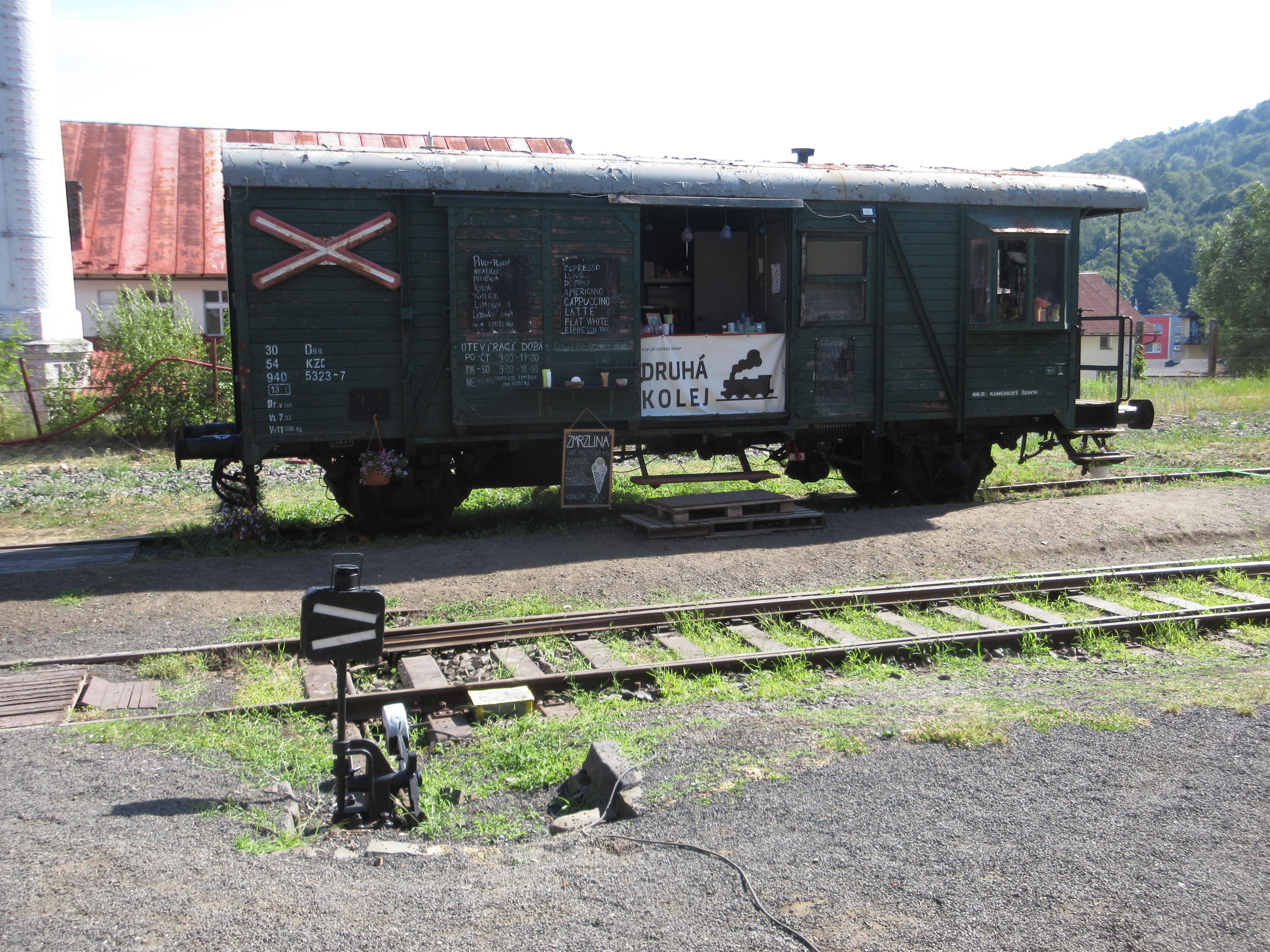 Kavárna Druhá kolej foto 4