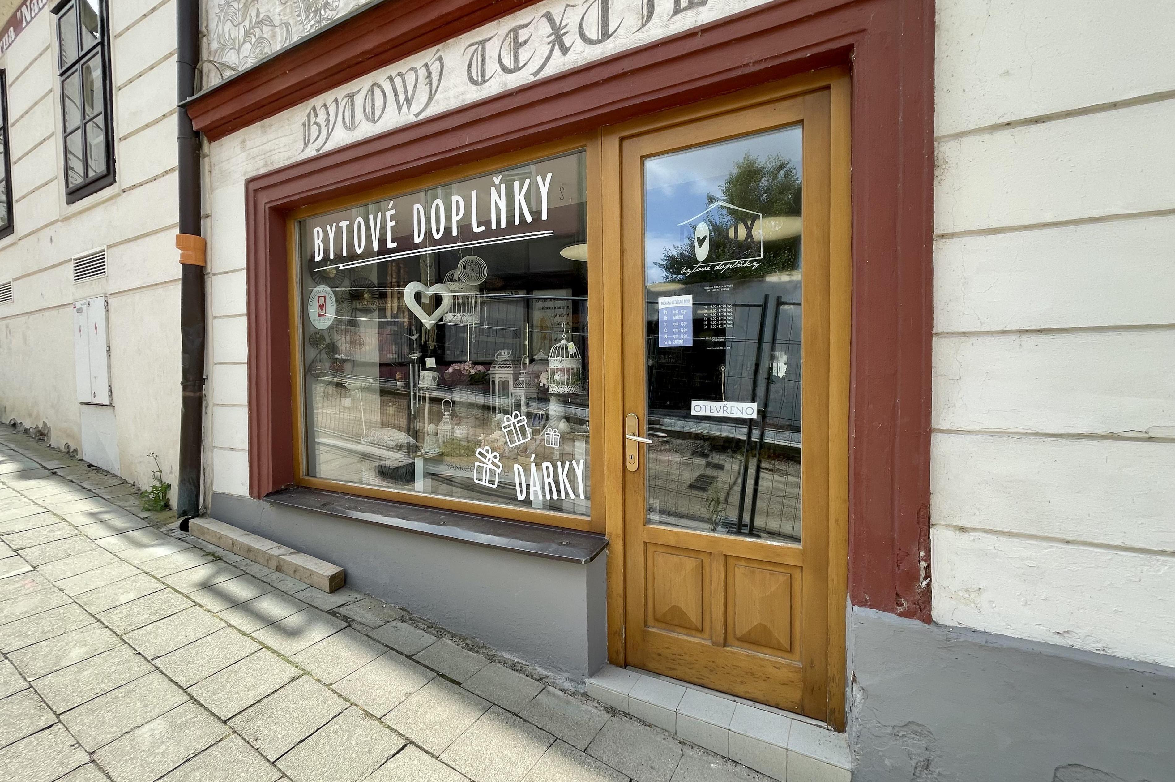 Domix - bytové doplňky