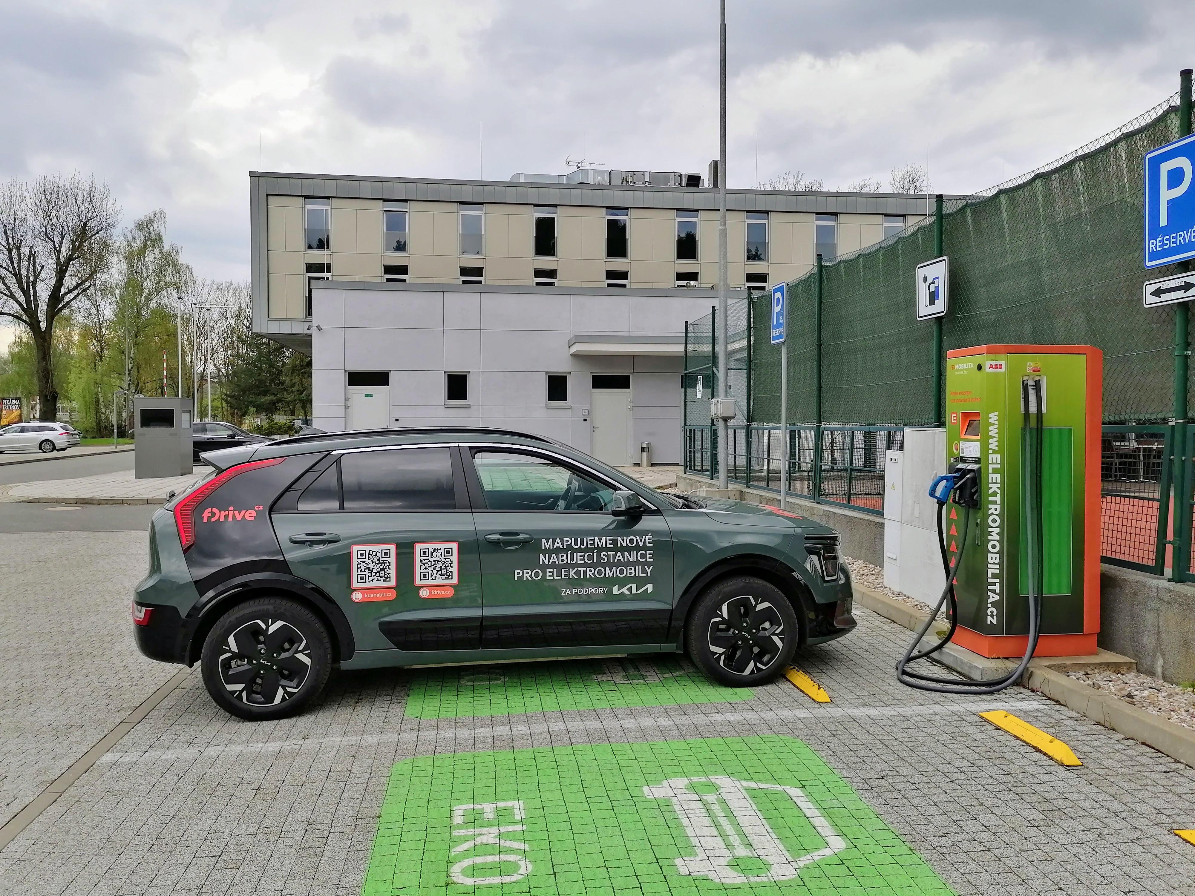 Nabíjecí stanice ČEZ foto 3