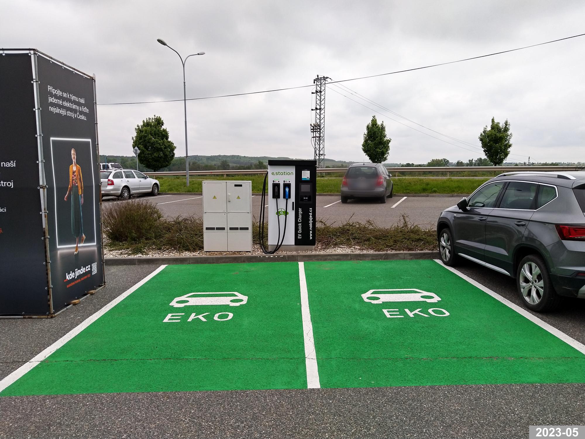 Nabíjecí stanice e-station