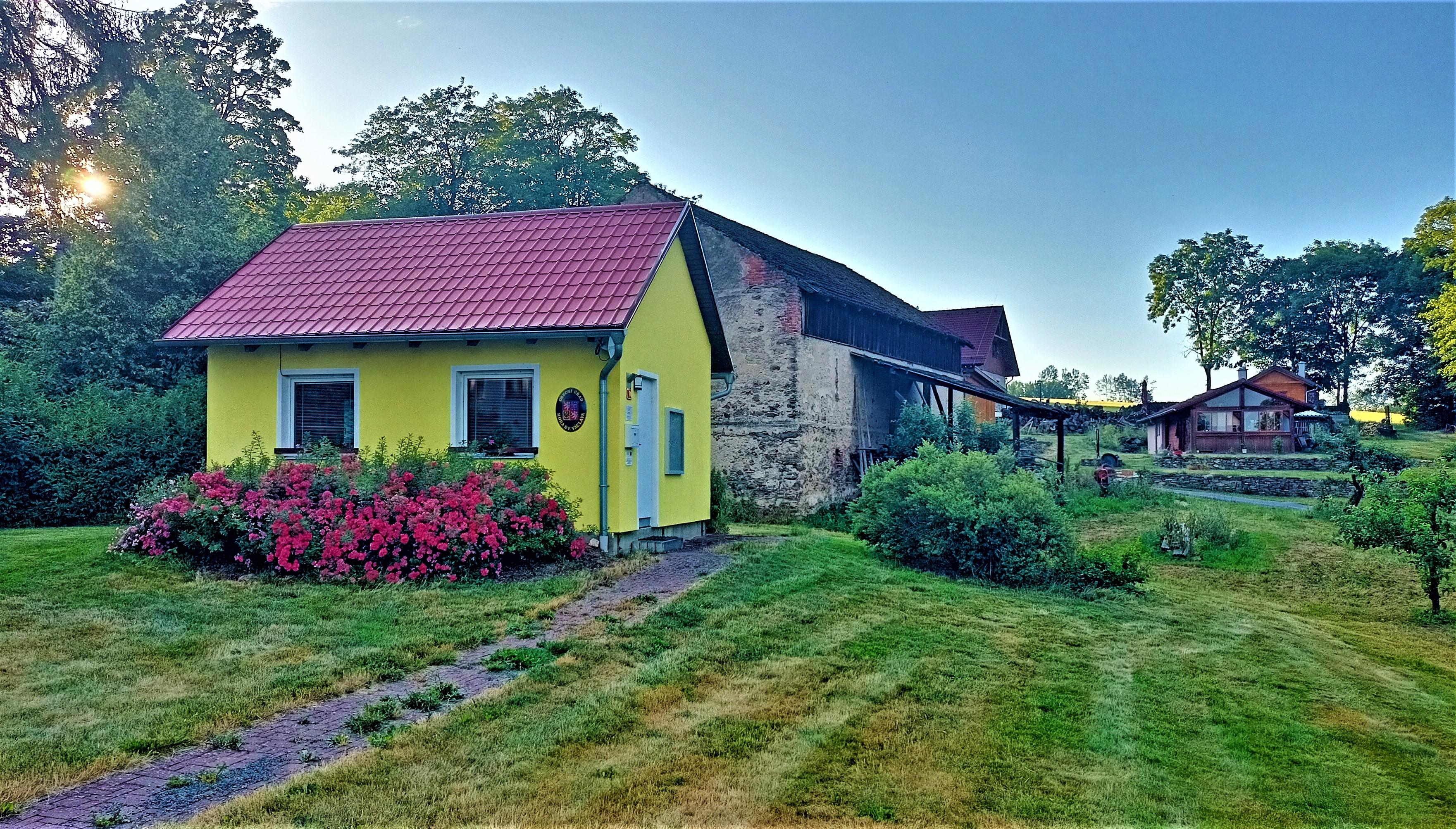 Hora Svatého Václava - obecní úřad foto 2