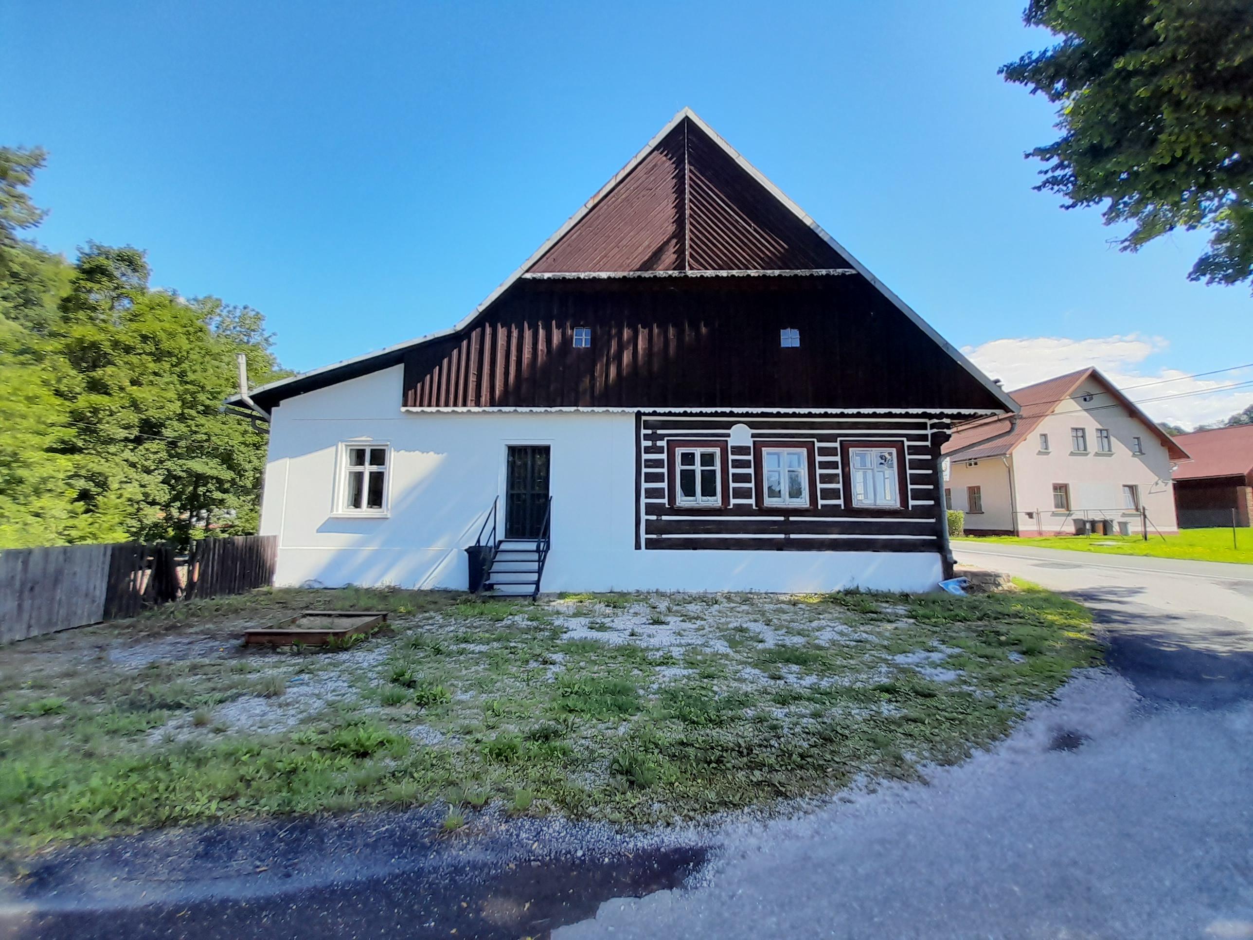 Poloroubenka Dřevěnka