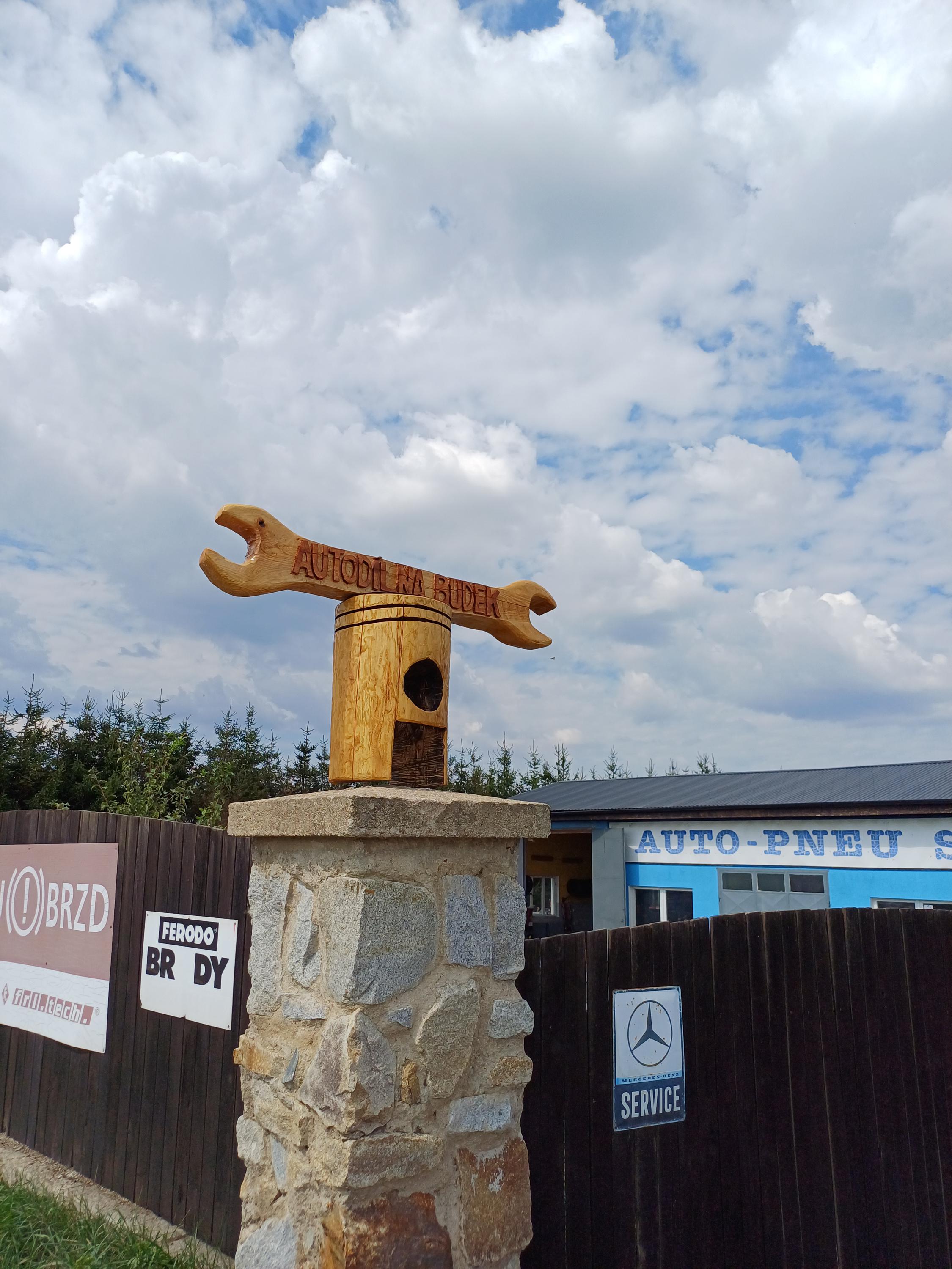 Autoservis Budek foto 2