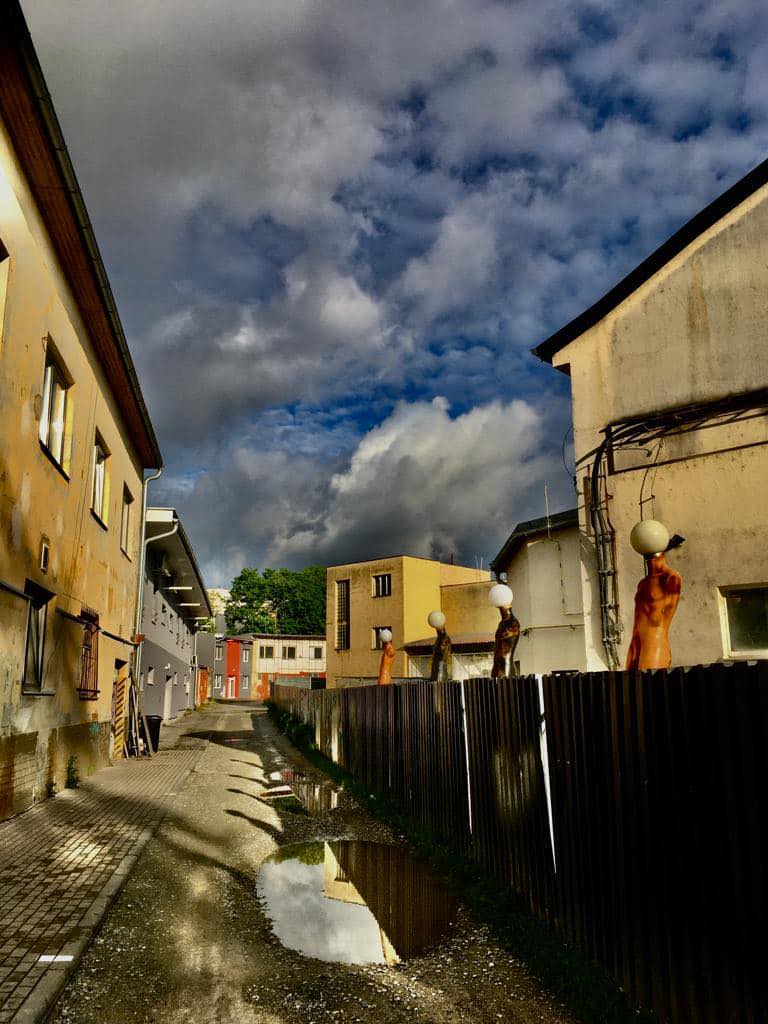 SUTERÉN foto 2