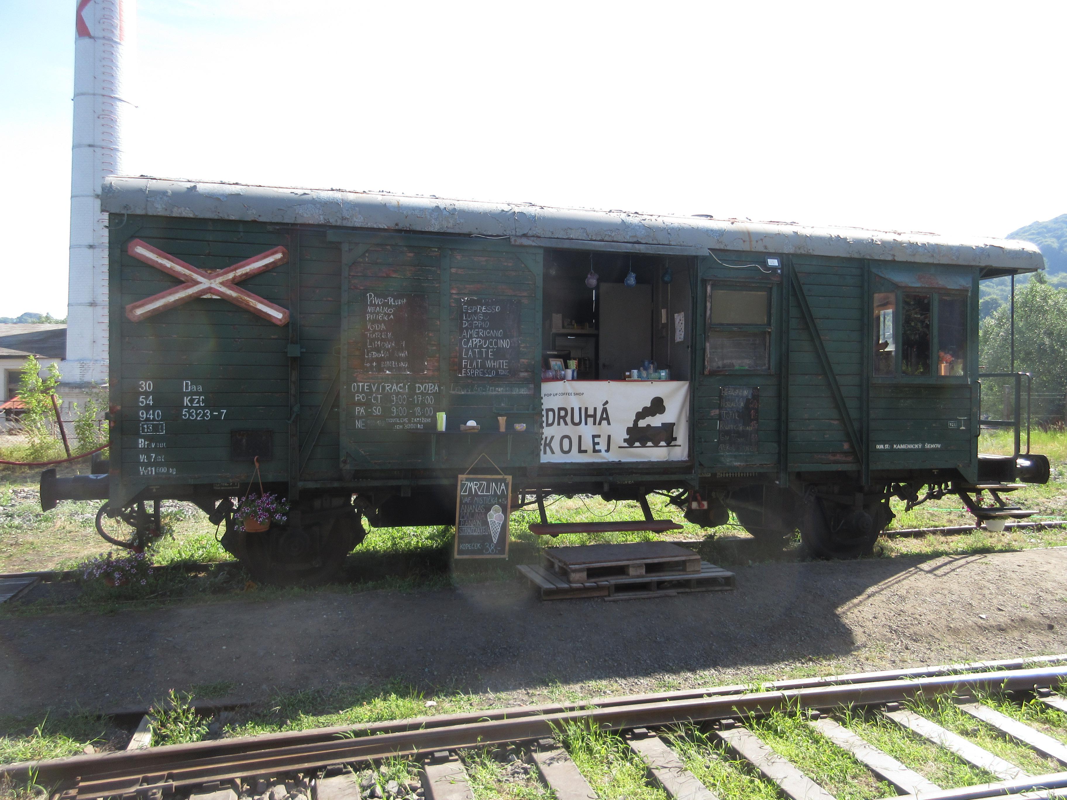 Kavárna Druhá kolej foto 3