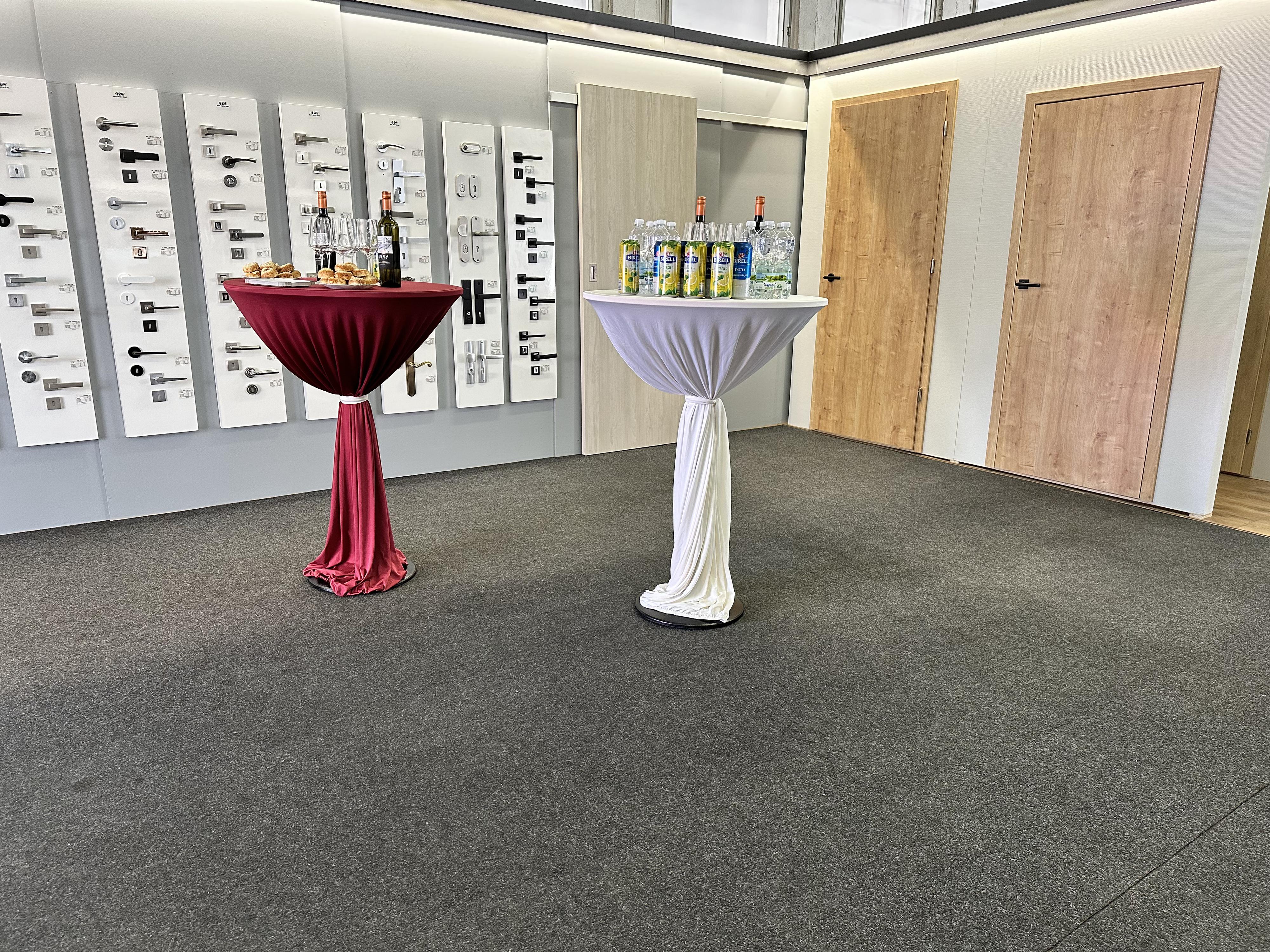 Dveře, kliky, podlahy Libros foto 3