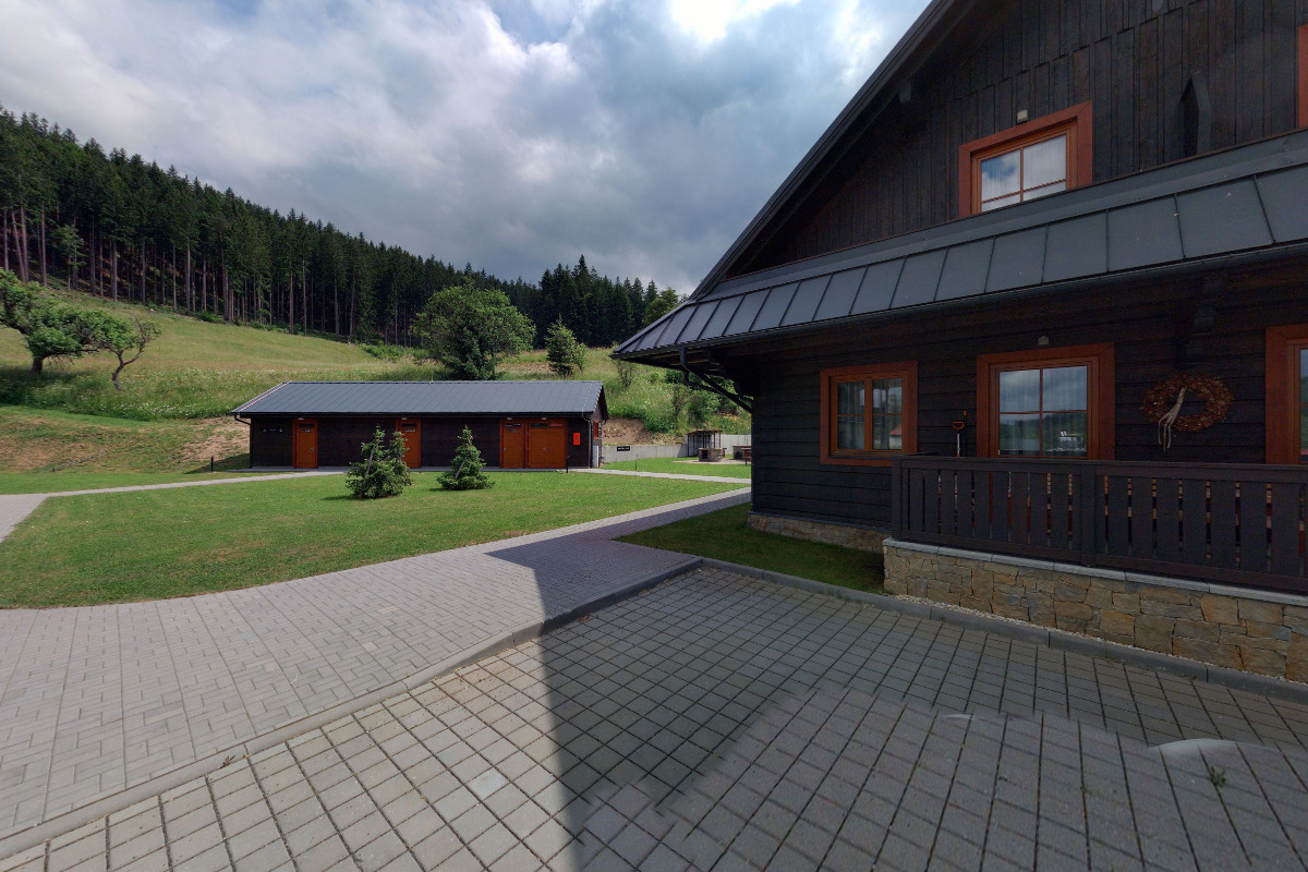 Polanský dvůr, s.r.o.