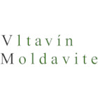 Stříbrný prsten s broušeným vltavínem v obchodě Vltavín Moldavite