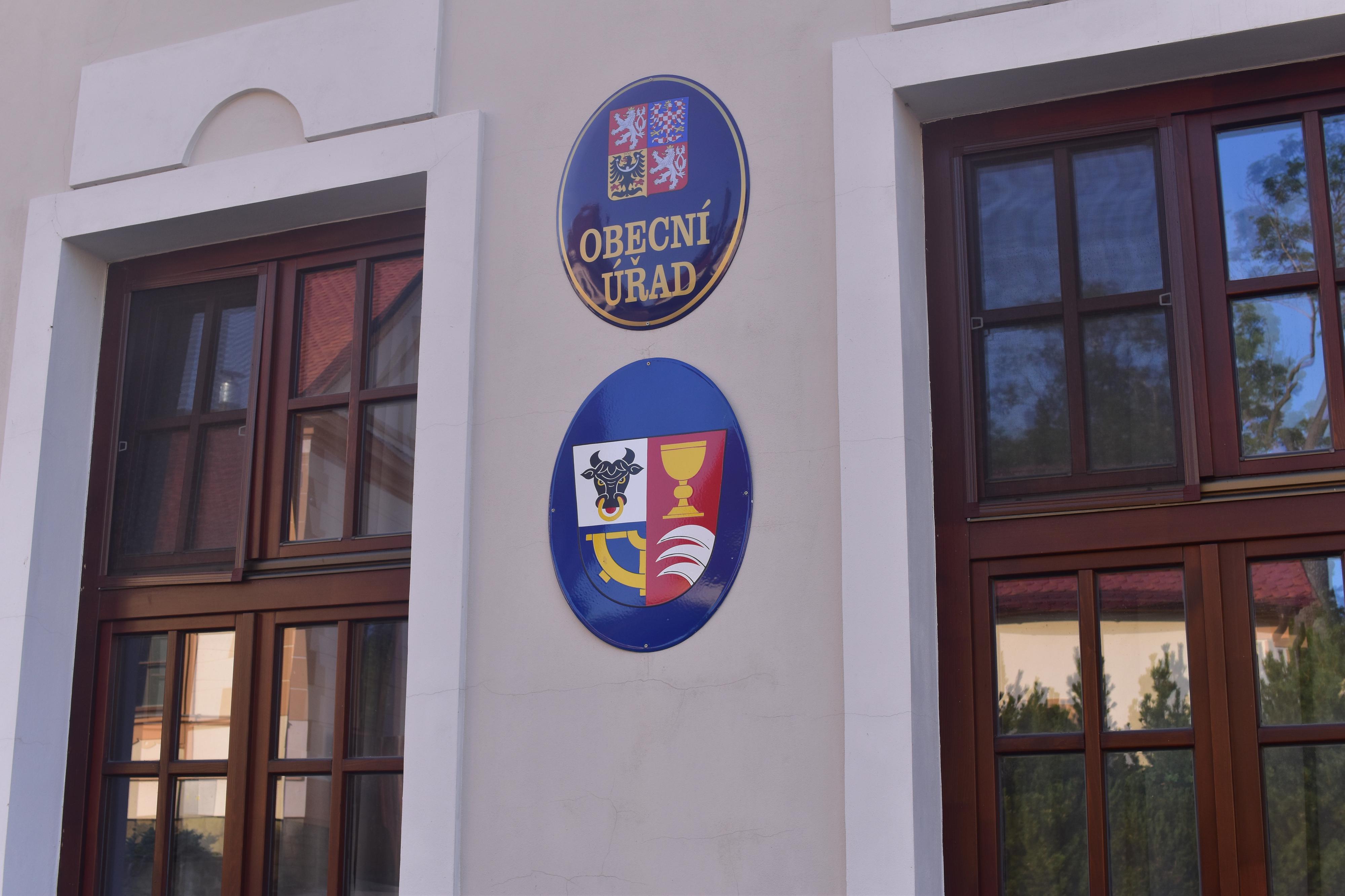 Dvakačovice - obecní úřad foto 4