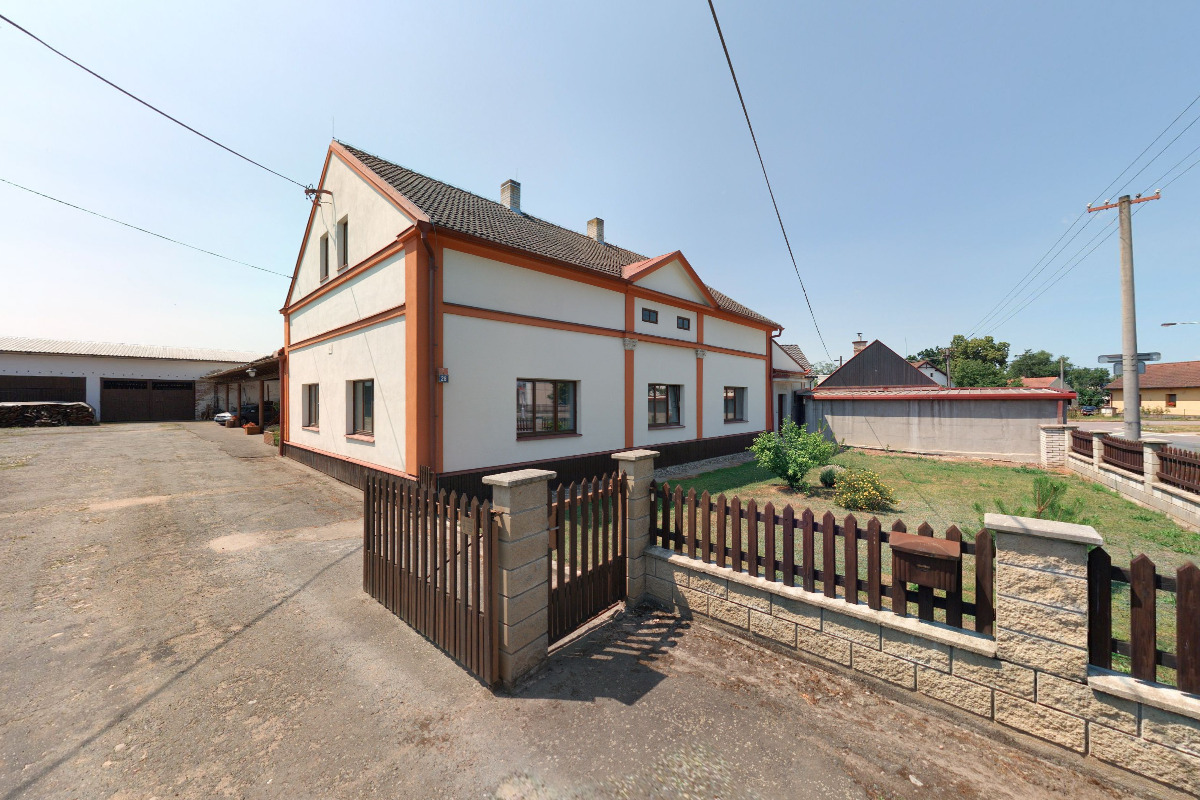 ČALOUNICTVÍ SEDLÁŘSTVÍ Lubomír Šrámek foto 2