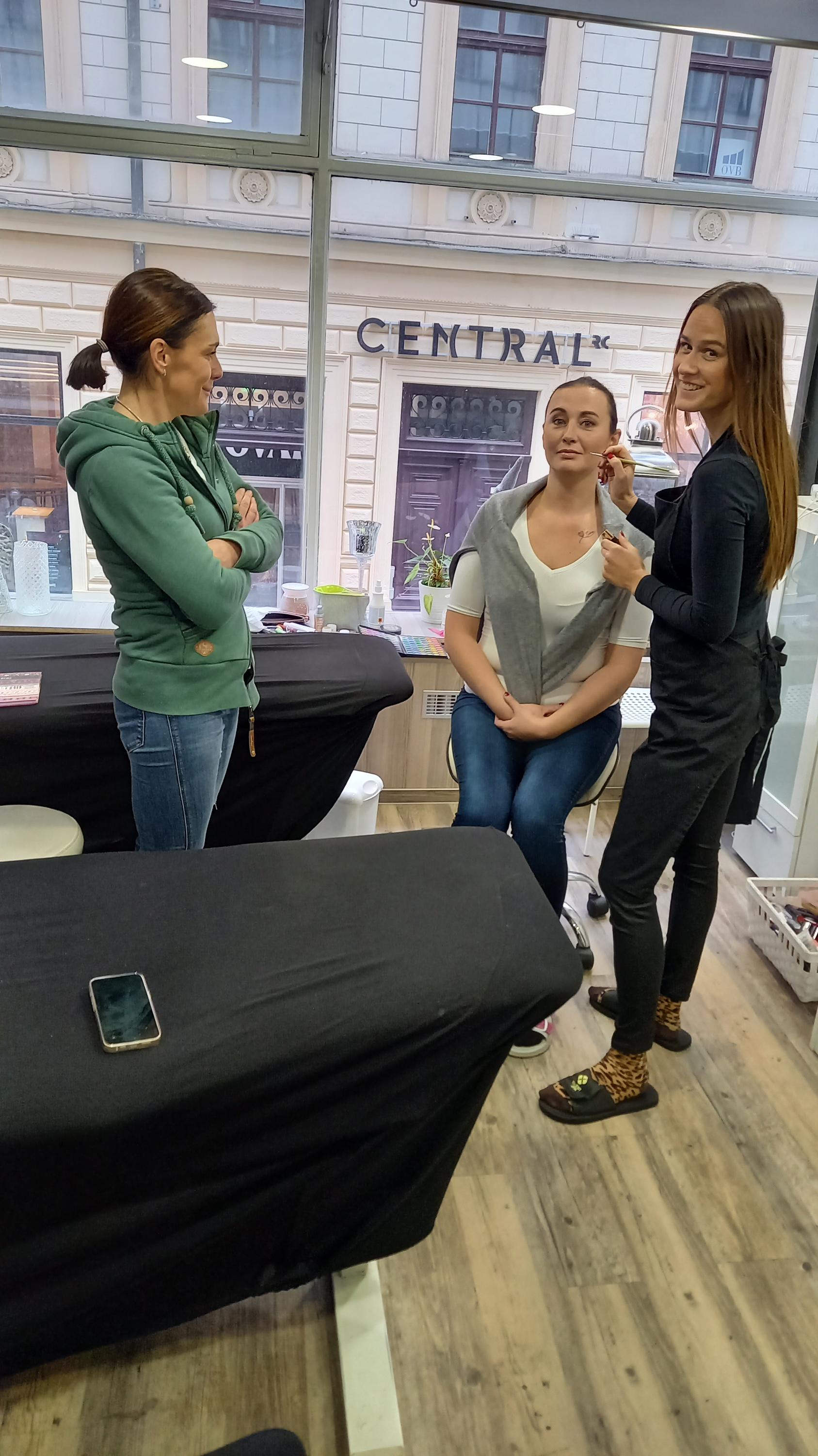 Academy of Beauty - kosmetické kurzy foto 5