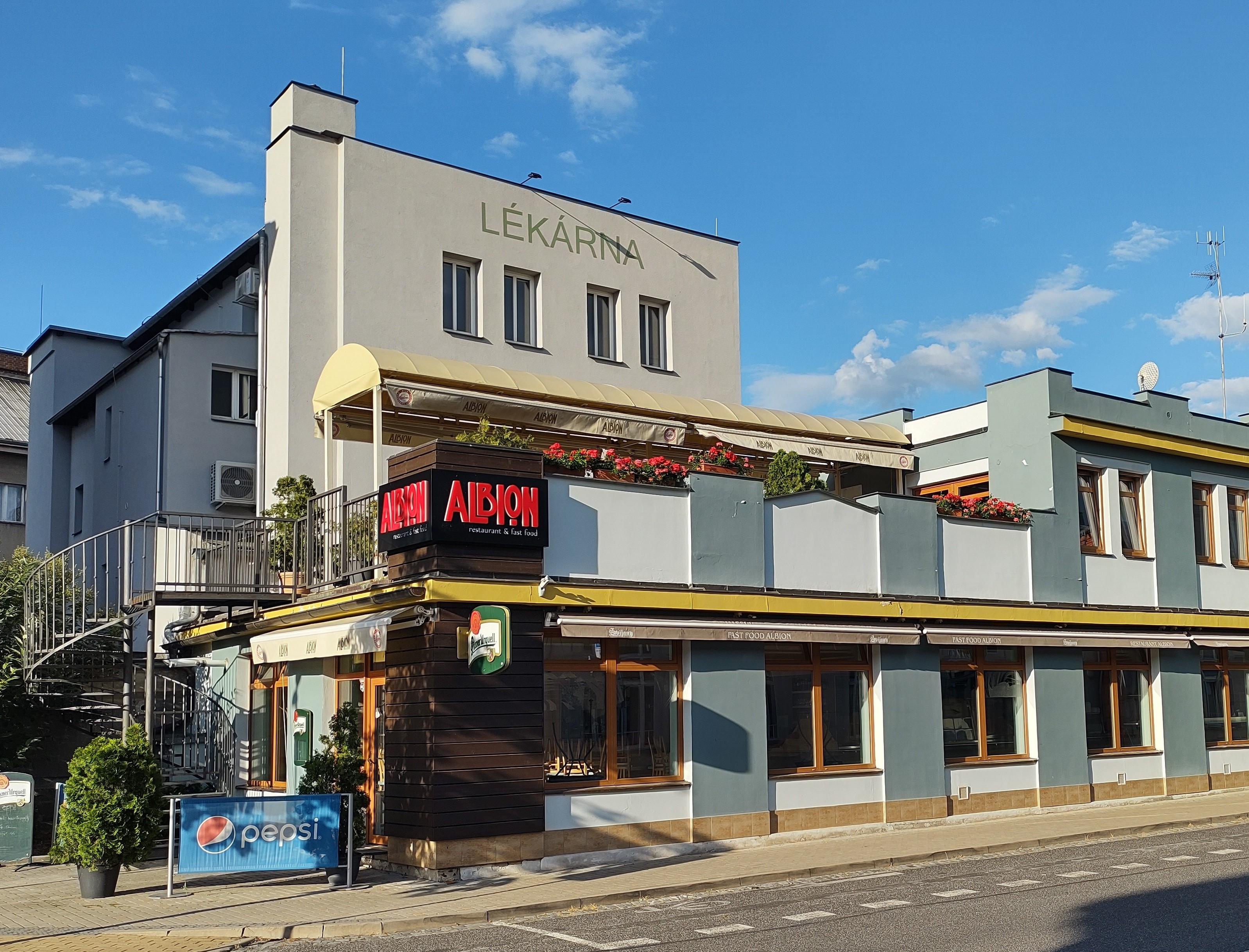 Fast food Albion foto 2