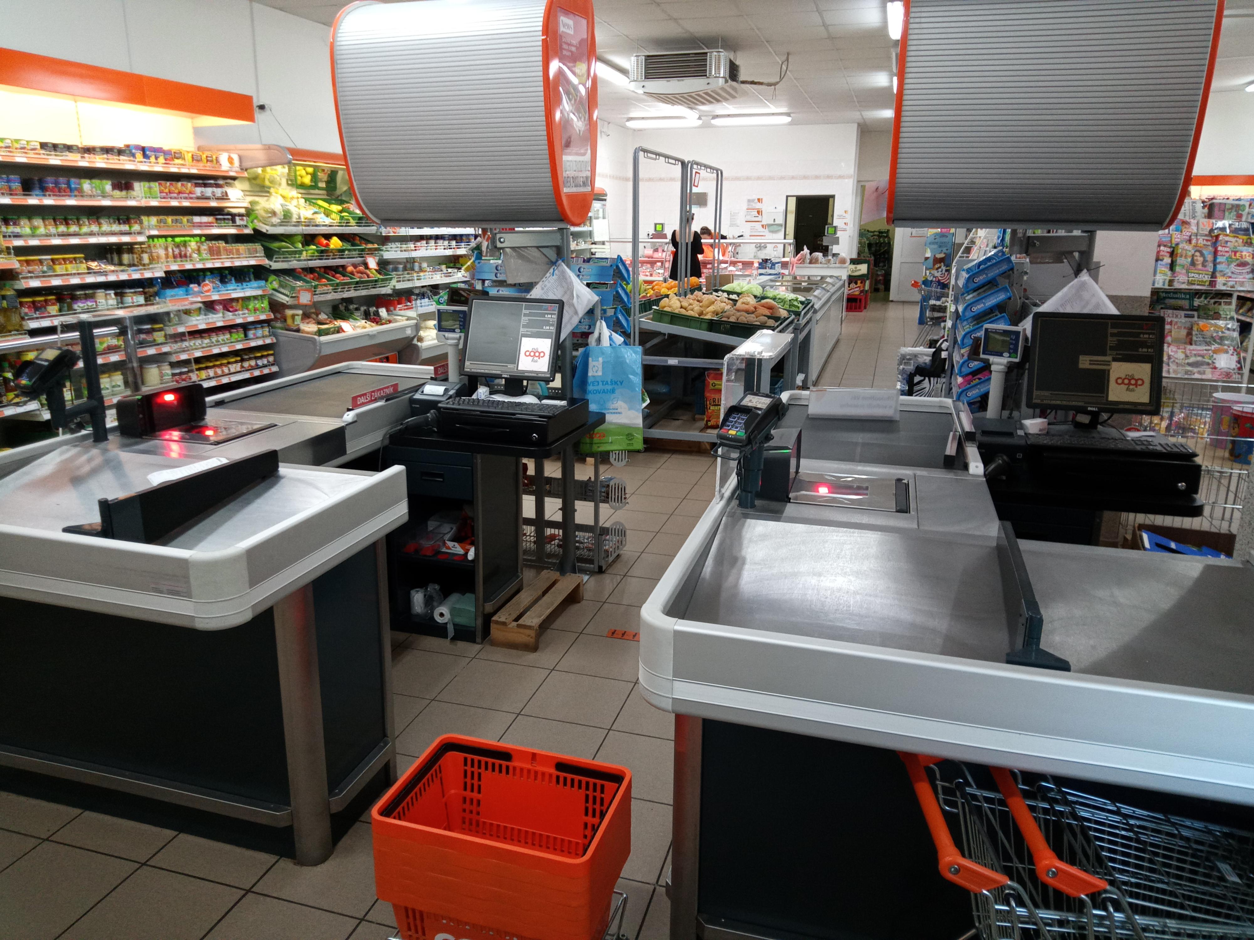 COOP - Jednota, spotřební družstvo v Mikulově foto 6
