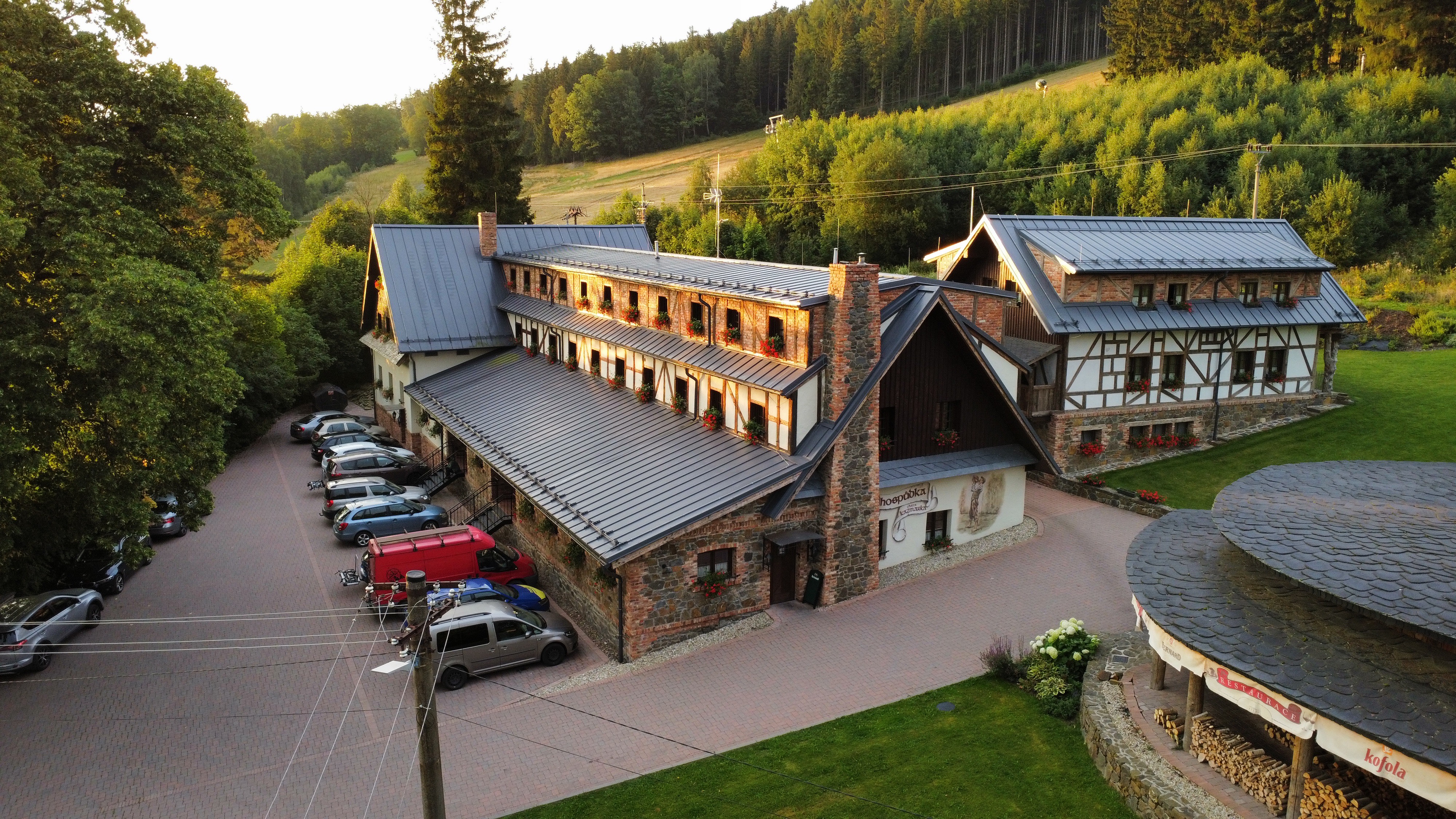 Restaurace U Kazmarky foto 2