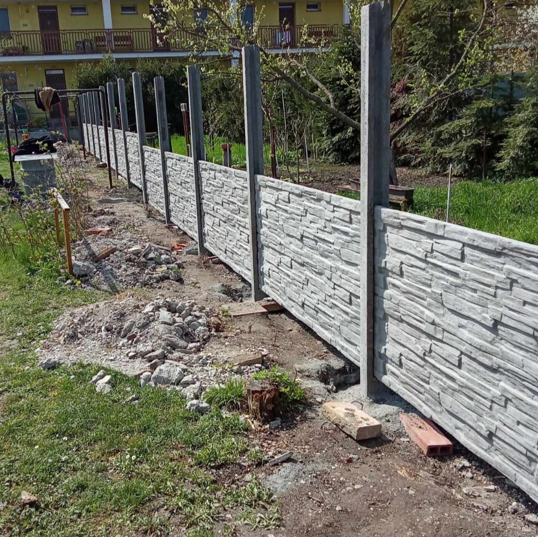 PLOTZLIN - Montáž betonových plotů foto 2