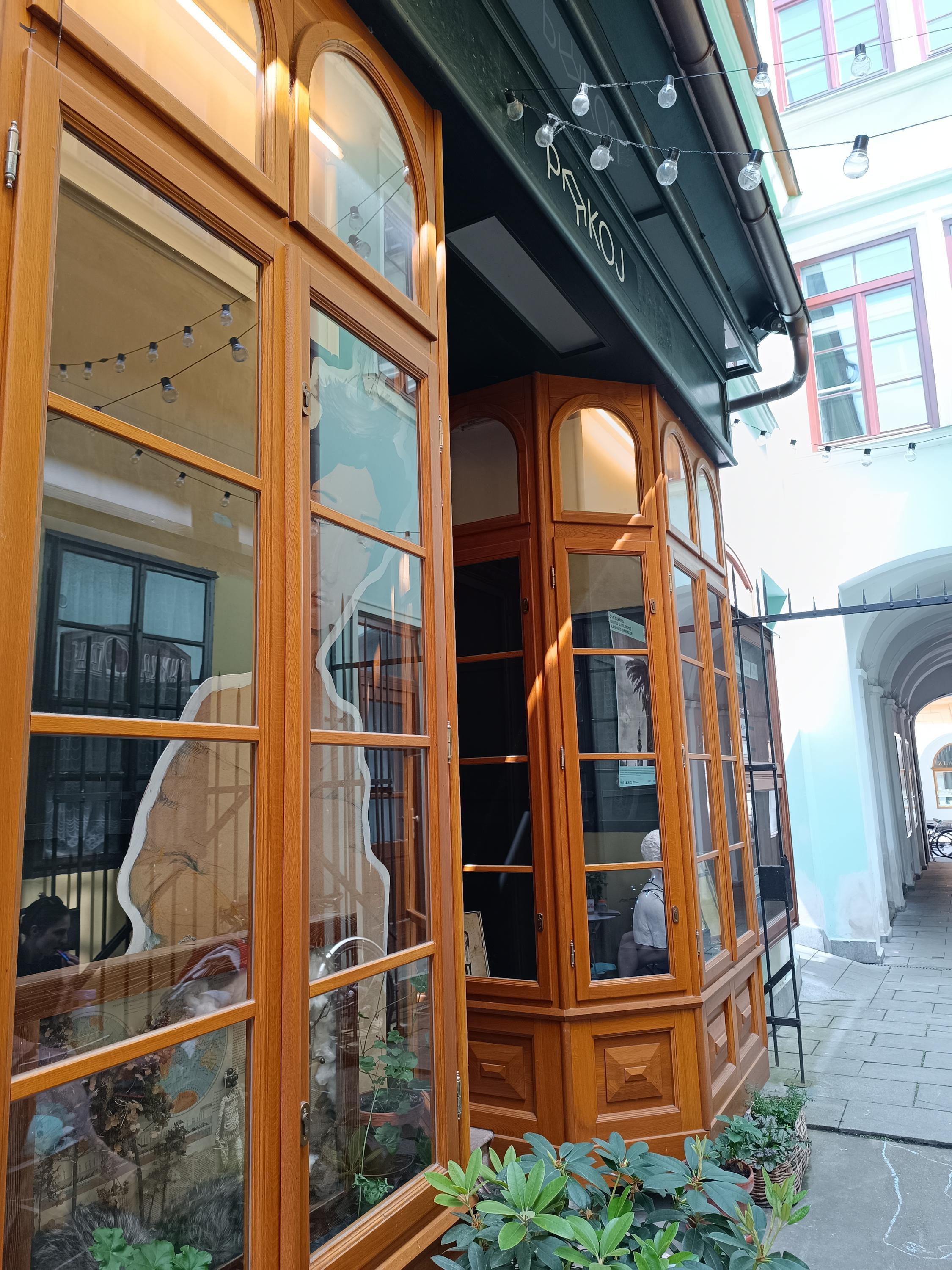 Kavárna Pokoj foto 2