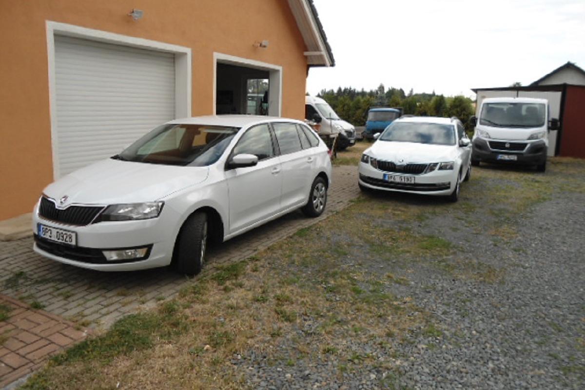 Autopůjčovna Miroslav Hájek