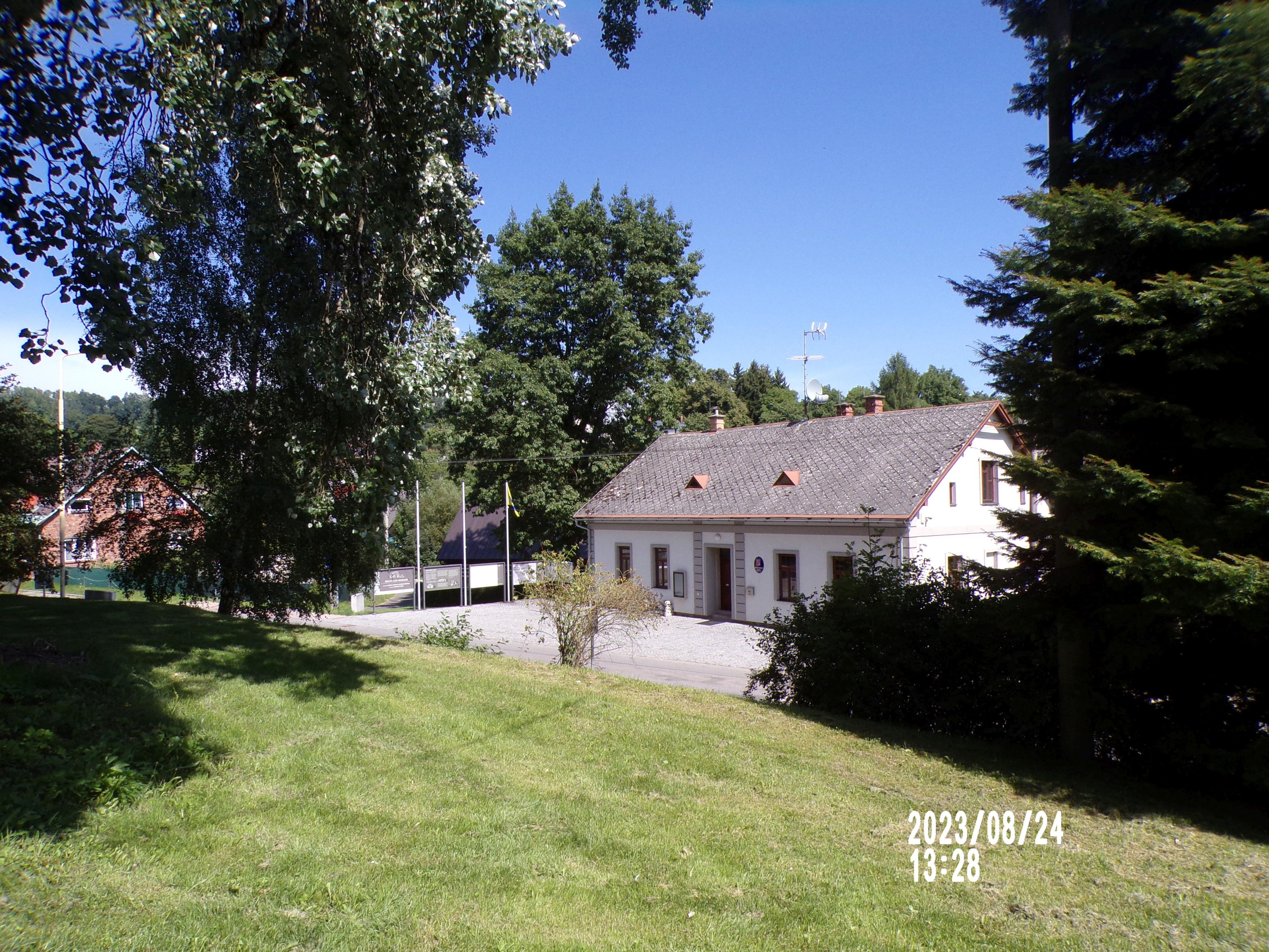 Horní Branná - obecní úřad foto 6