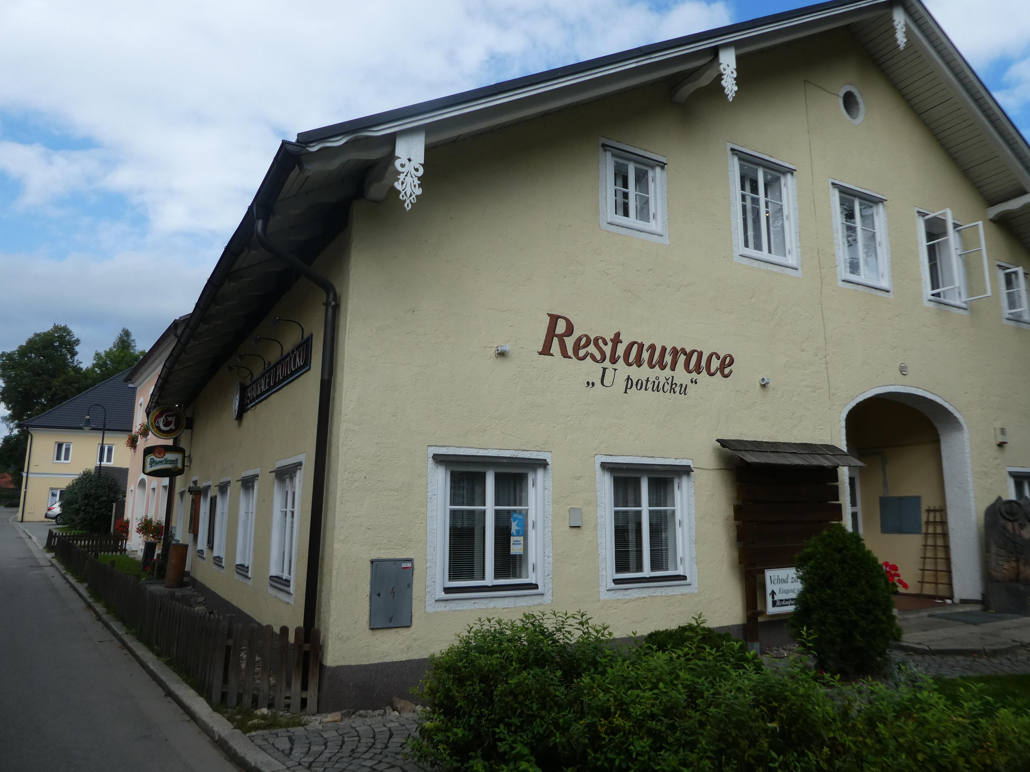 Restaurace U Potůčku foto 4