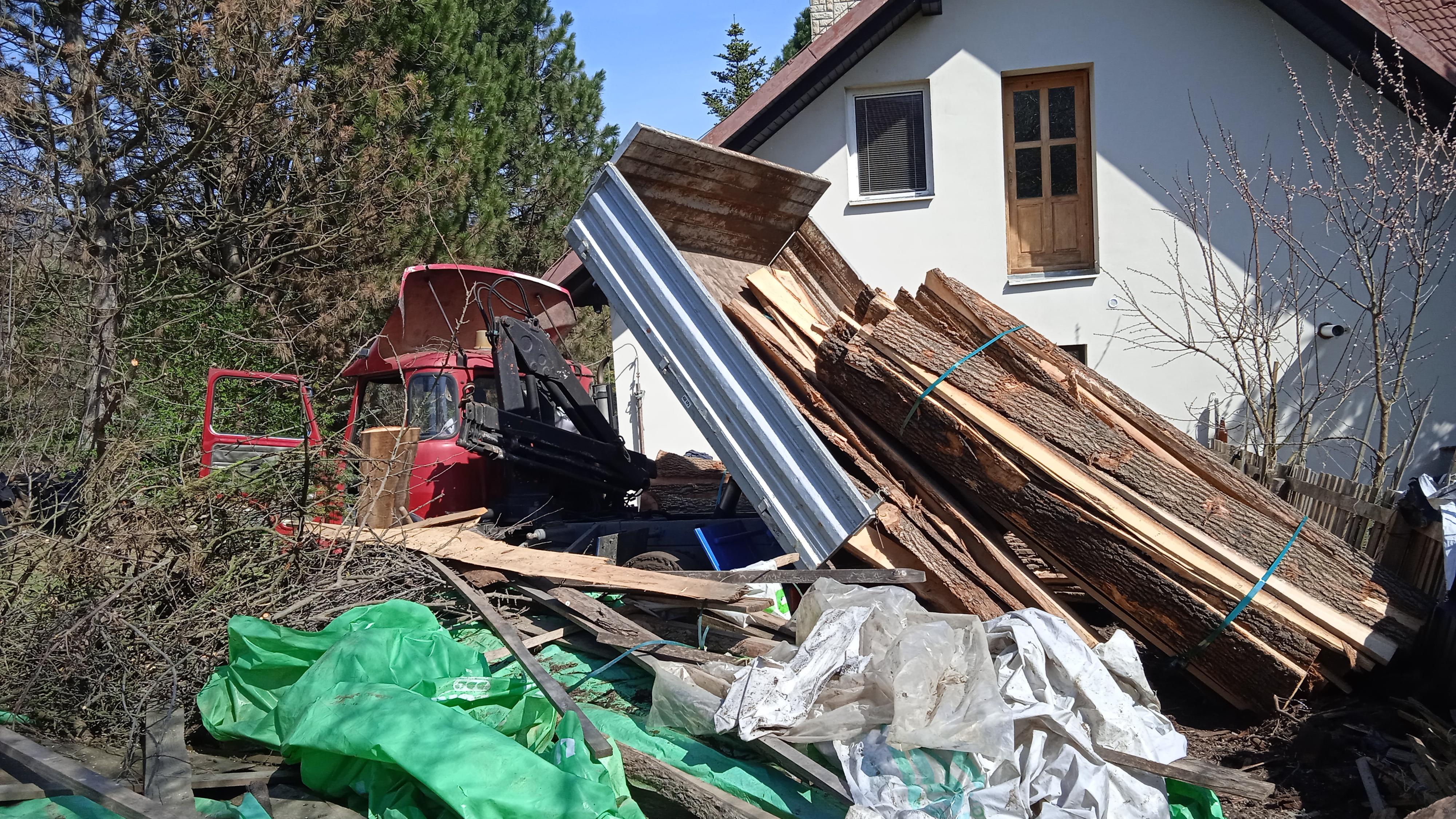 Autodoprava a lehké opravy automobilů Robert Černoch foto 2