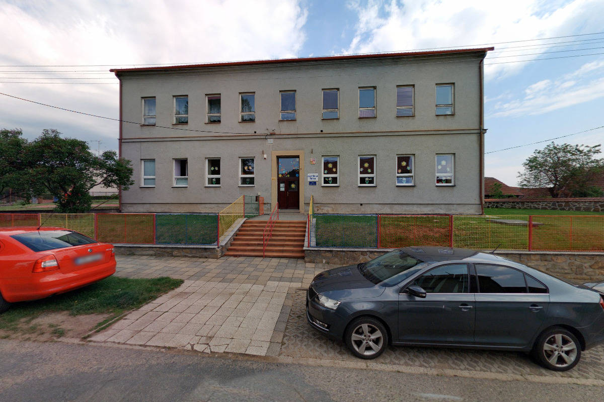 Knihovna Karla Dvořáčka